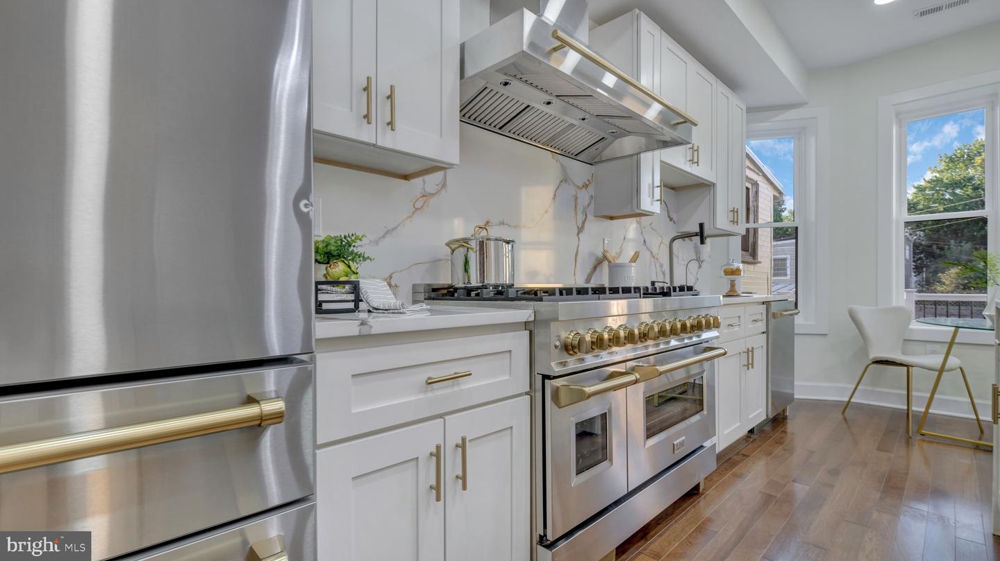 607 K ST NE, WASHINGTON, District Of Columbia 20002, 4 Bedrooms Bedrooms, ,3 BathroomsBathrooms,Residential,For sale,607 K ST NE,DCDC2216456 MLS # DCDC2216456