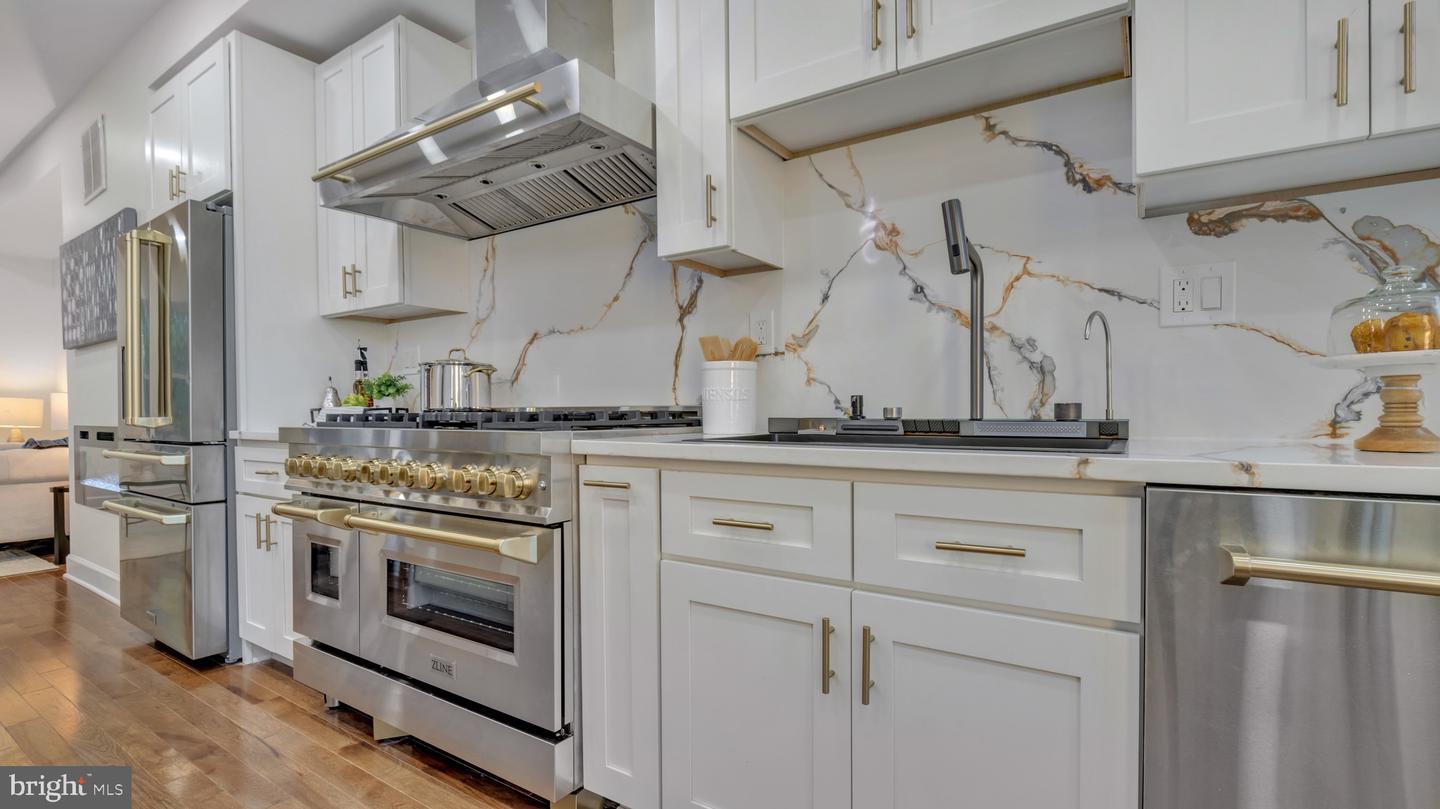 607 K ST NE, WASHINGTON, District Of Columbia 20002, 4 Bedrooms Bedrooms, ,3 BathroomsBathrooms,Residential,For sale,607 K ST NE,DCDC2216456 MLS # DCDC2216456