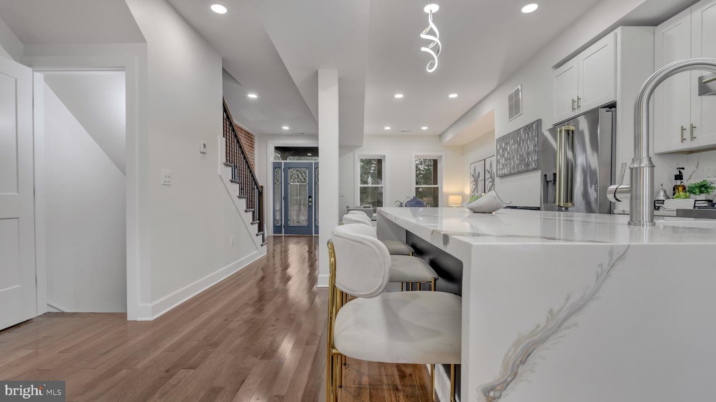 607 K ST NE, WASHINGTON, District Of Columbia 20002, 4 Bedrooms Bedrooms, ,3 BathroomsBathrooms,Residential,For sale,607 K ST NE,DCDC2216456 MLS # DCDC2216456