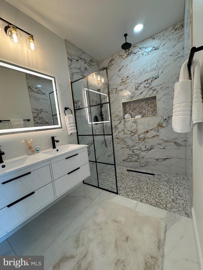 607 K ST NE, WASHINGTON, District Of Columbia 20002, 4 Bedrooms Bedrooms, ,3 BathroomsBathrooms,Residential,For sale,607 K ST NE,DCDC2216456 MLS # DCDC2216456