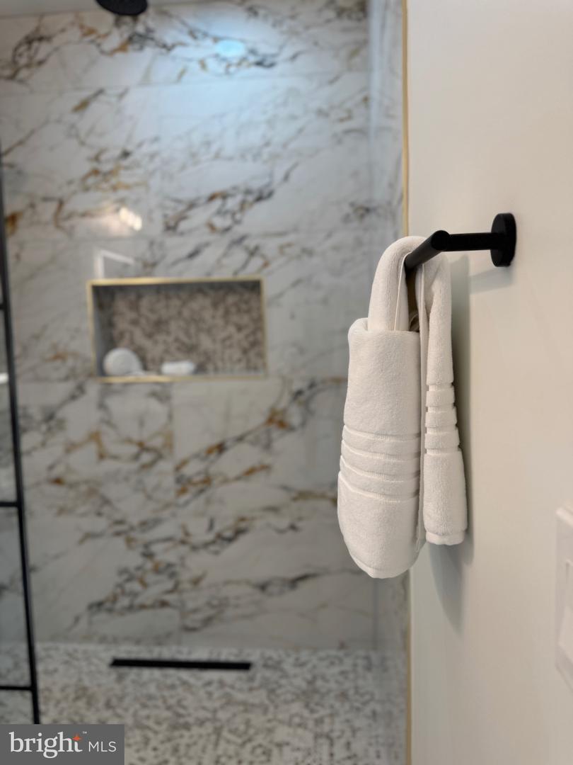 607 K ST NE, WASHINGTON, District Of Columbia 20002, 4 Bedrooms Bedrooms, ,3 BathroomsBathrooms,Residential,For sale,607 K ST NE,DCDC2216456 MLS # DCDC2216456