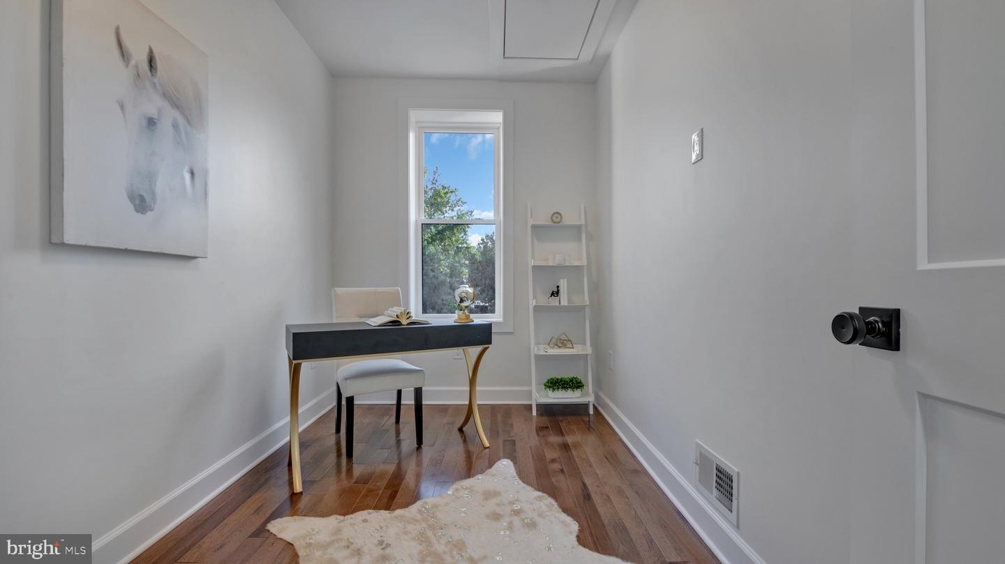 607 K ST NE, WASHINGTON, District Of Columbia 20002, 4 Bedrooms Bedrooms, ,3 BathroomsBathrooms,Residential,For sale,607 K ST NE,DCDC2216456 MLS # DCDC2216456