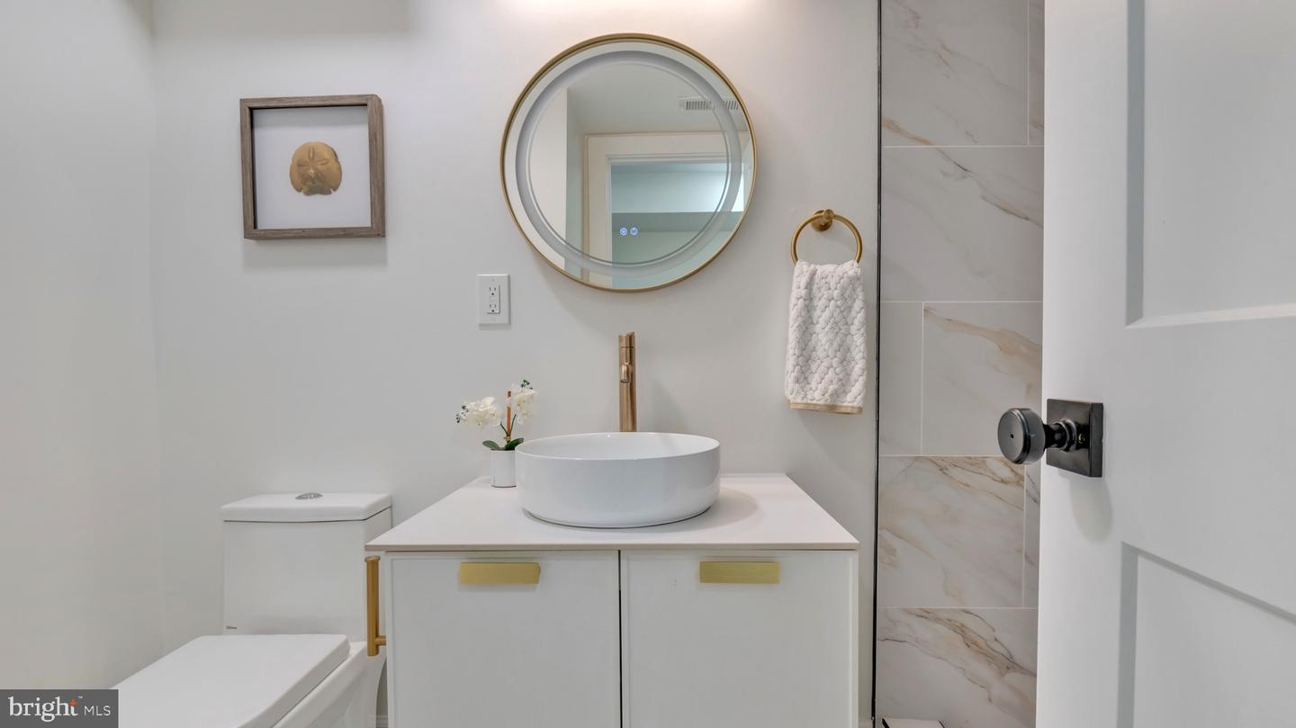 607 K ST NE, WASHINGTON, District Of Columbia 20002, 4 Bedrooms Bedrooms, ,3 BathroomsBathrooms,Residential,For sale,607 K ST NE,DCDC2216456 MLS # DCDC2216456