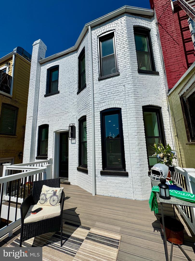 607 K ST NE, WASHINGTON, District Of Columbia 20002, 4 Bedrooms Bedrooms, ,3 BathroomsBathrooms,Residential,For sale,607 K ST NE,DCDC2216456 MLS # DCDC2216456