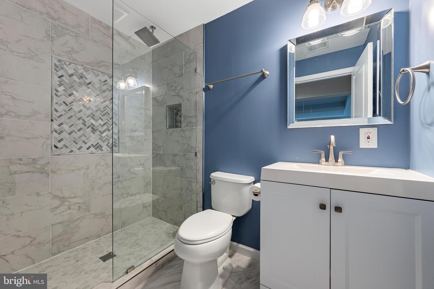 41880 HAYFIELD ORCHARD WAY, ALDIE, Virginia 20105, 4 Bedrooms Bedrooms, ,3 BathroomsBathrooms,Residential,For sale,41880 HAYFIELD ORCHARD WAY,VALO2105490 MLS # VALO2105490