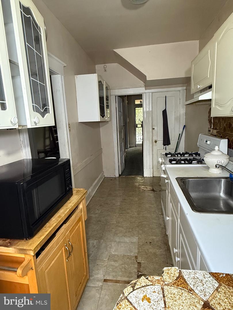 1418 E ST NE, WASHINGTON, District Of Columbia 20002, 3 Bedrooms Bedrooms, ,1 BathroomBathrooms,Residential,For sale,1418 E ST NE,DCDC2217224 MLS # DCDC2217224 1418 E ST NE, WASHINGTON, District Of Columbia 20002, 3 Bedrooms Bedrooms, ,1 BathroomBathrooms,Residential,For sale,1418 E ST NE,DCDC2217224 MLS # DCDC2217224