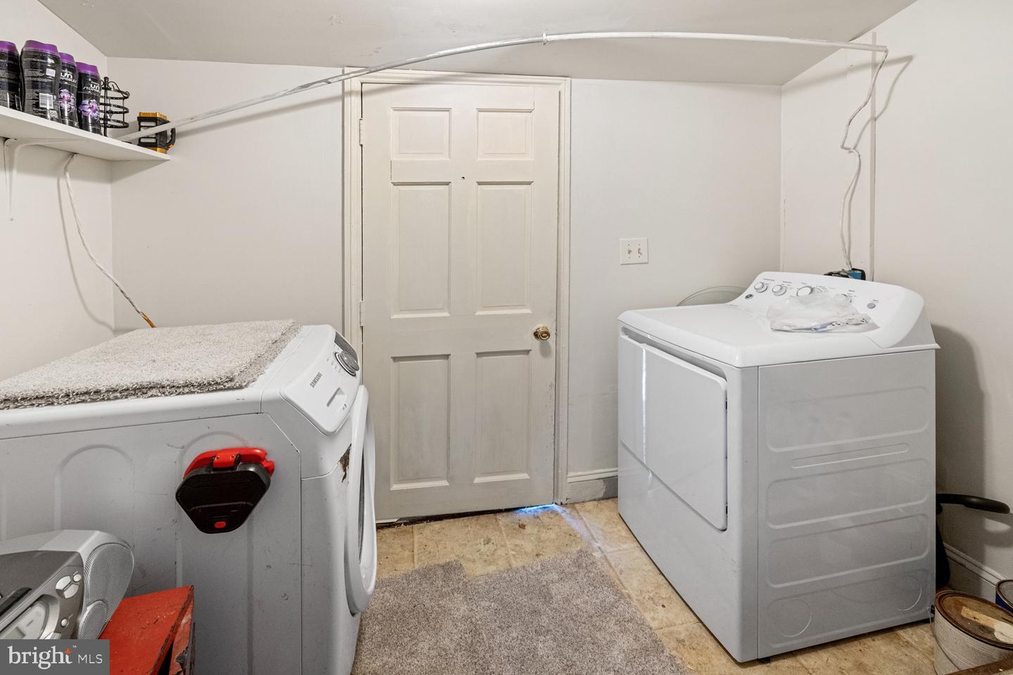 3323 S MAIN ST, TOMS BROOK, Virginia 22660, 3 Bedrooms Bedrooms, 4 Rooms Rooms,1 BathroomBathrooms,Residential,For sale,3323 S MAIN ST,VASH2012408 MLS # VASH2012408