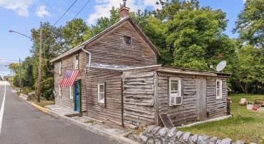 3323 S MAIN ST, TOMS BROOK, Virginia 22660, 3 Bedrooms Bedrooms, 4 Rooms Rooms,1 BathroomBathrooms,Residential,For sale,3323 S MAIN ST,VASH2012408 MLS # VASH2012408