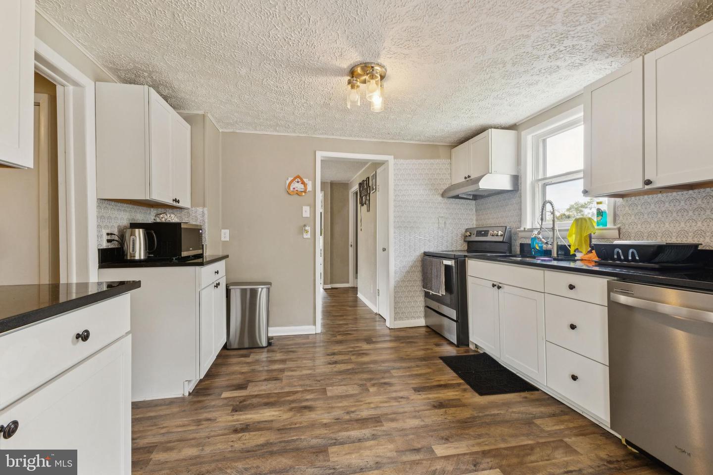 45 FIGGINS RD, FRONT ROYAL, Virginia 22630, 3 Bedrooms Bedrooms, ,2 BathroomsBathrooms,Residential,For sale,45 FIGGINS RD,VAWR2012224 MLS # VAWR2012224