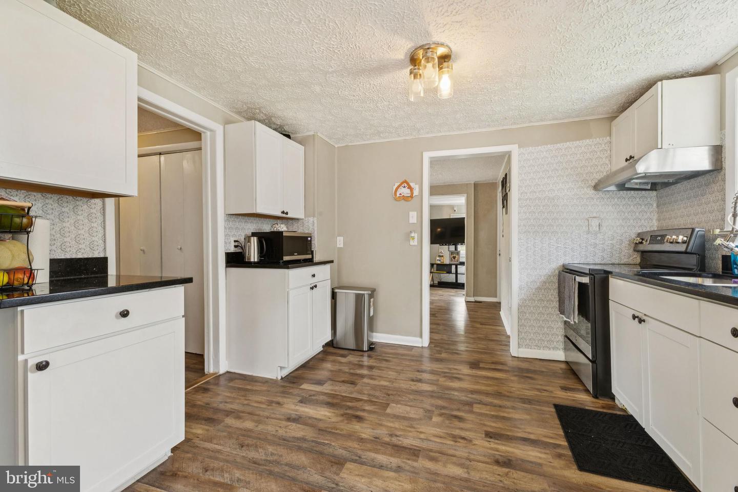 45 FIGGINS RD, FRONT ROYAL, Virginia 22630, 3 Bedrooms Bedrooms, ,2 BathroomsBathrooms,Residential,For sale,45 FIGGINS RD,VAWR2012224 MLS # VAWR2012224