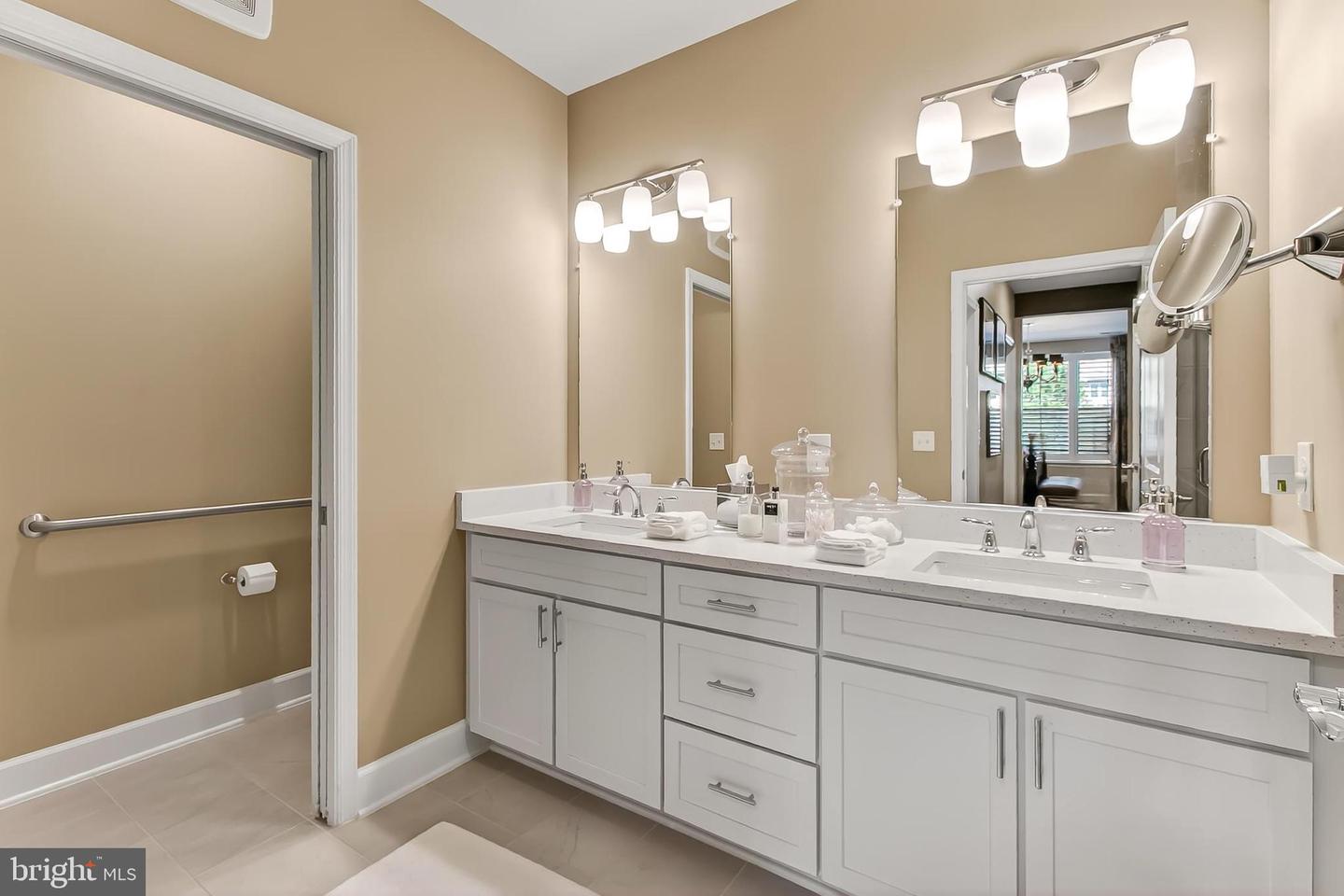 2960 VADEN DR #2-103, FAIRFAX, Virginia 22031, 1 Bedroom Bedrooms, ,2 BathroomsBathrooms,Residential,For sale,2960 VADEN DR #2-103,VAFX2265478 MLS # VAFX2265478