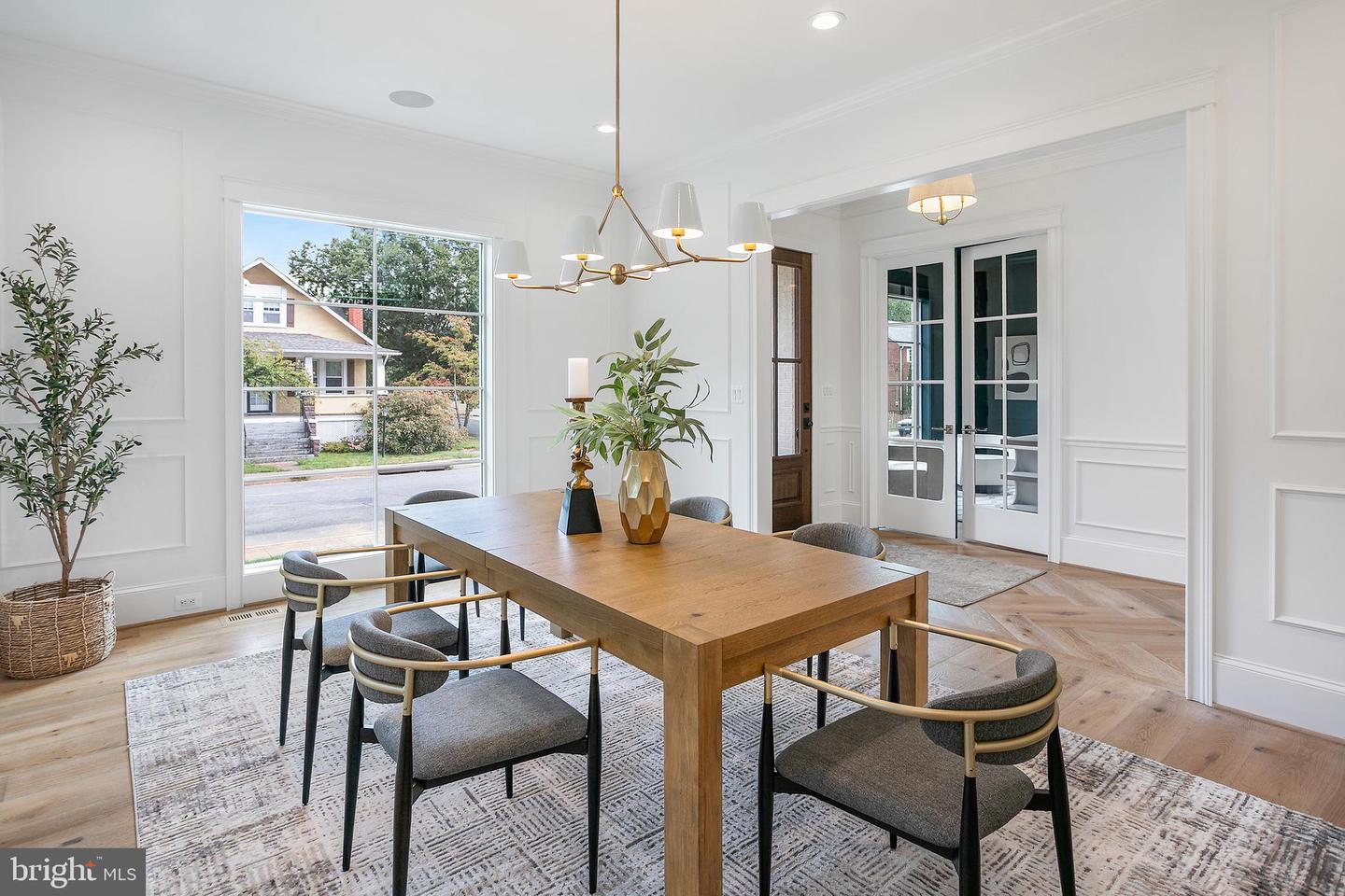 502 N JACKSON ST, ARLINGTON, Virginia 22201, 7 Bedrooms Bedrooms, 20 Rooms Rooms,7 BathroomsBathrooms,Residential,For sale,502 N JACKSON ST,VAAR2063292 MLS # VAAR2063292