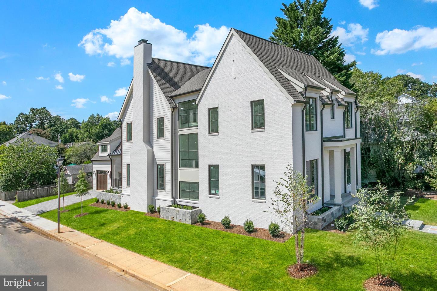 502 N JACKSON ST, ARLINGTON, Virginia 22201, 7 Bedrooms Bedrooms, 20 Rooms Rooms,7 BathroomsBathrooms,Residential,For sale,502 N JACKSON ST,VAAR2063292 MLS # VAAR2063292