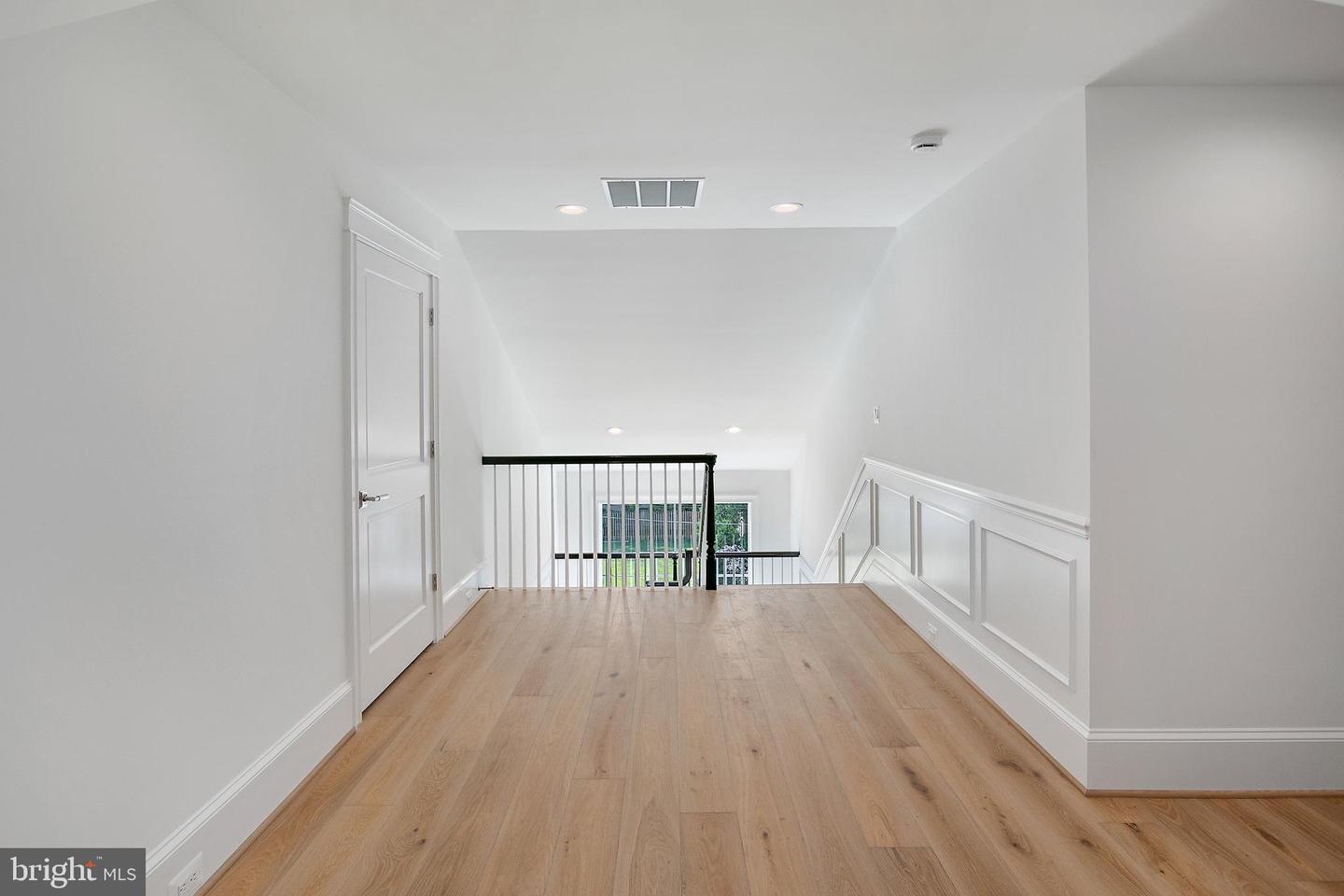 502 N JACKSON ST, ARLINGTON, Virginia 22201, 7 Bedrooms Bedrooms, 20 Rooms Rooms,7 BathroomsBathrooms,Residential,For sale,502 N JACKSON ST,VAAR2063292 MLS # VAAR2063292