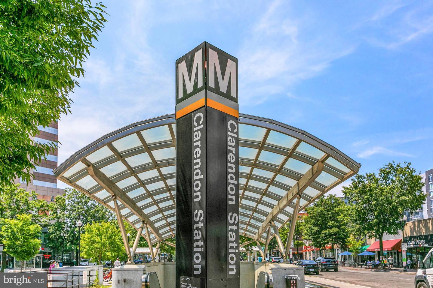 502 N JACKSON ST, ARLINGTON, Virginia 22201, 7 Bedrooms Bedrooms, 20 Rooms Rooms,7 BathroomsBathrooms,Residential,For sale,502 N JACKSON ST,VAAR2063292 MLS # VAAR2063292
