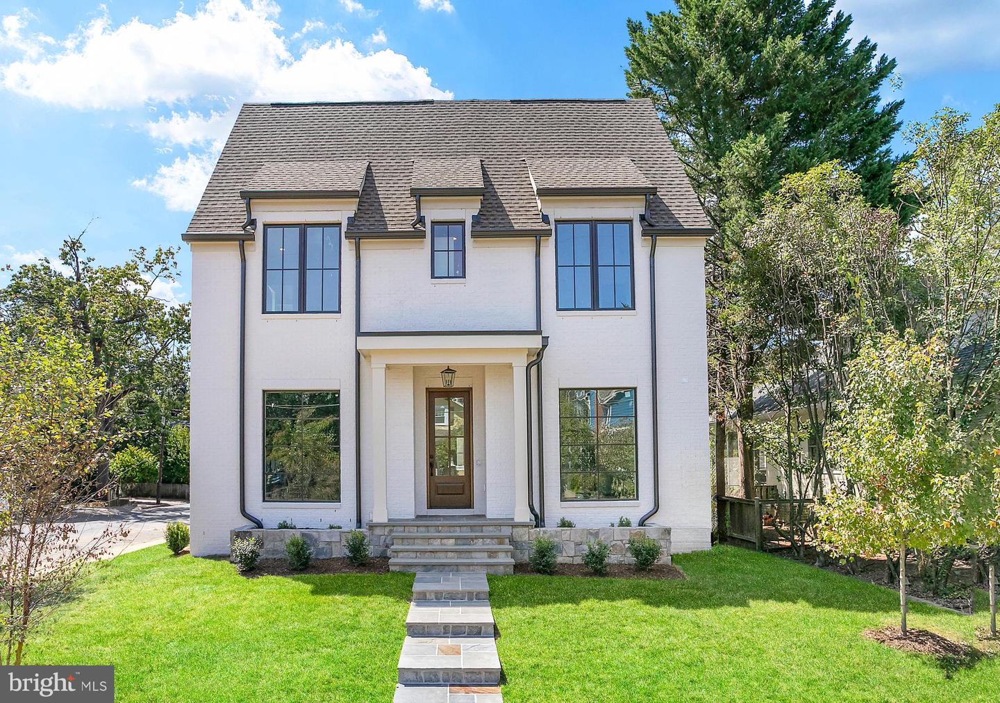 502 N JACKSON ST, ARLINGTON, Virginia 22201, 7 Bedrooms Bedrooms, 20 Rooms Rooms,7 BathroomsBathrooms,Residential,For sale,502 N JACKSON ST,VAAR2063292 MLS # VAAR2063292