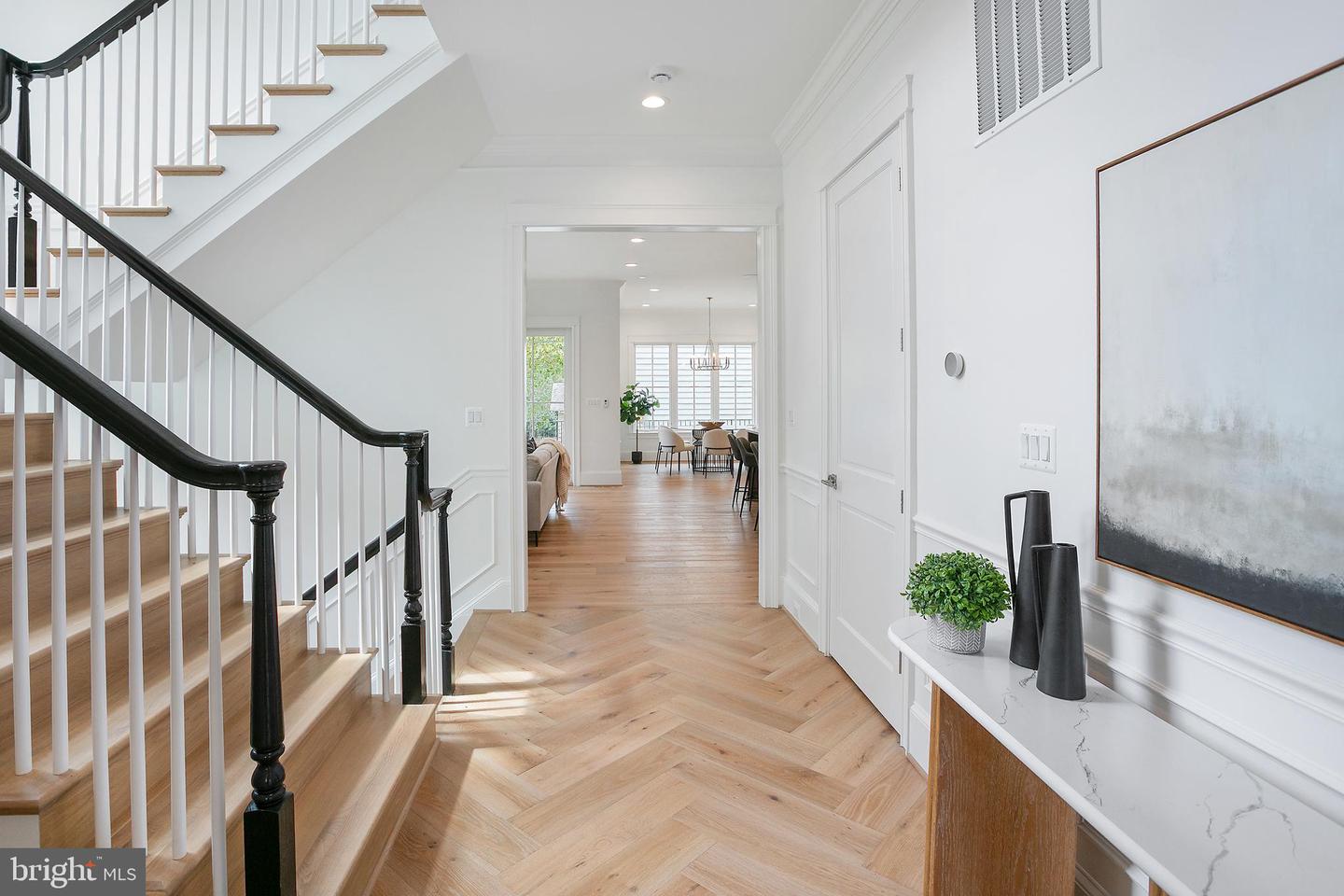 502 N JACKSON ST, ARLINGTON, Virginia 22201, 7 Bedrooms Bedrooms, 20 Rooms Rooms,7 BathroomsBathrooms,Residential,For sale,502 N JACKSON ST,VAAR2063292 MLS # VAAR2063292