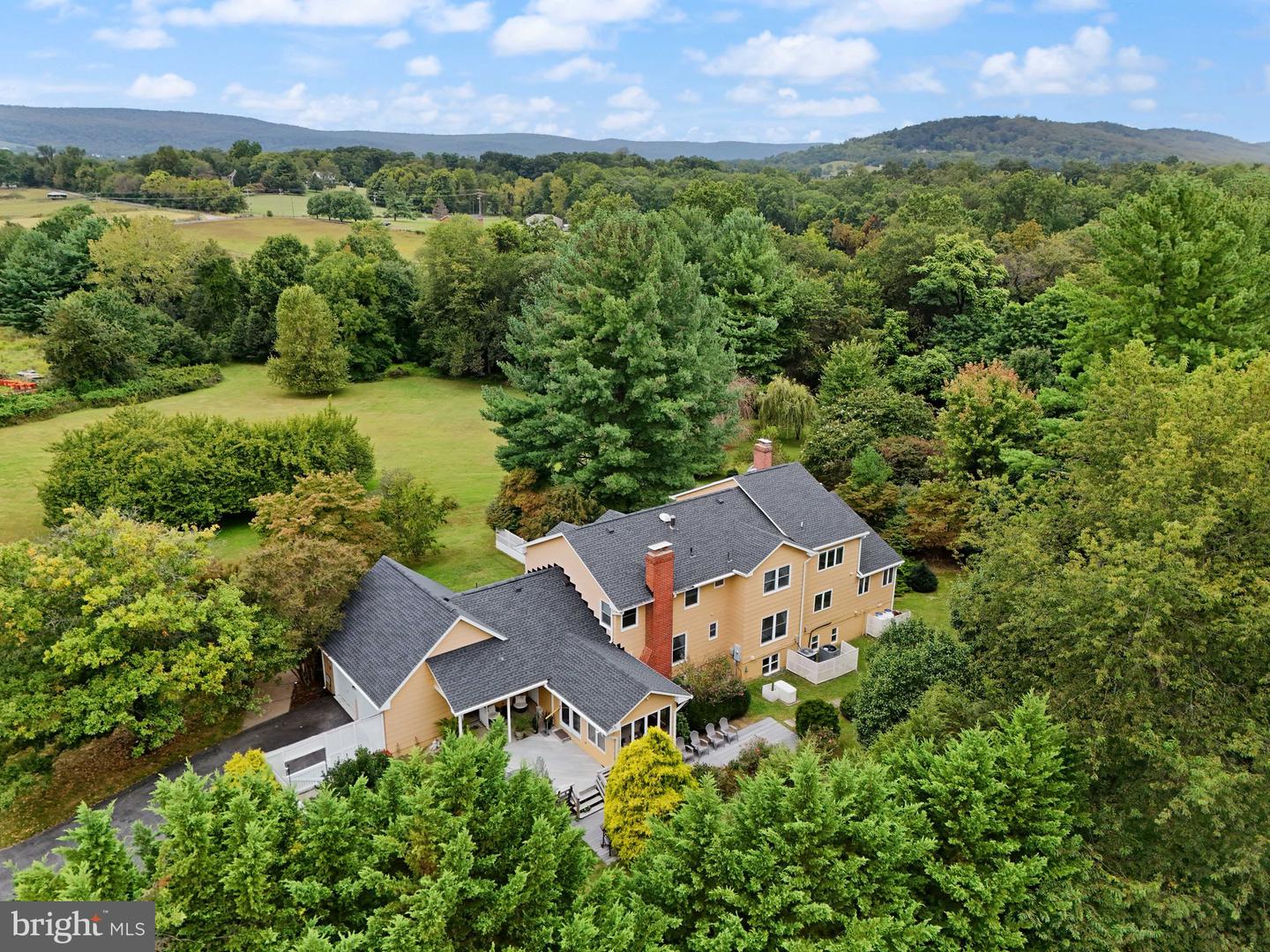 16764 HILLSBORO RD, PURCELLVILLE, Virginia 20132, 12 Bedrooms Bedrooms, ,6 BathroomsBathrooms,Residential,For sale,16764 HILLSBORO RD,VALO2106322 MLS # VALO2106322