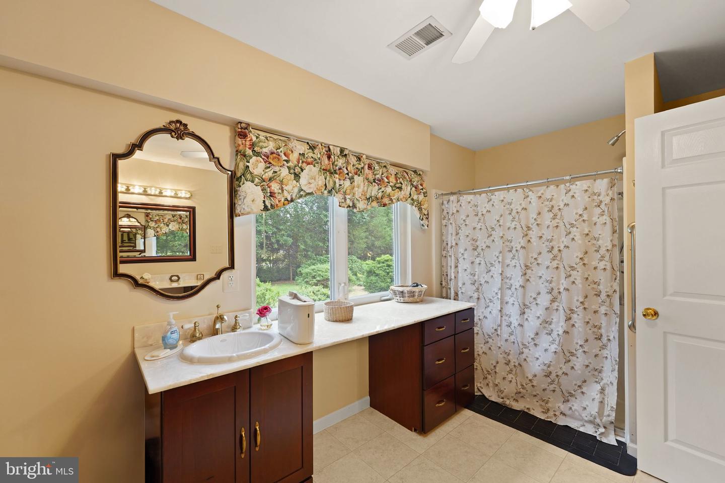 16764 HILLSBORO RD, PURCELLVILLE, Virginia 20132, 12 Bedrooms Bedrooms, ,6 BathroomsBathrooms,Residential,For sale,16764 HILLSBORO RD,VALO2106322 MLS # VALO2106322