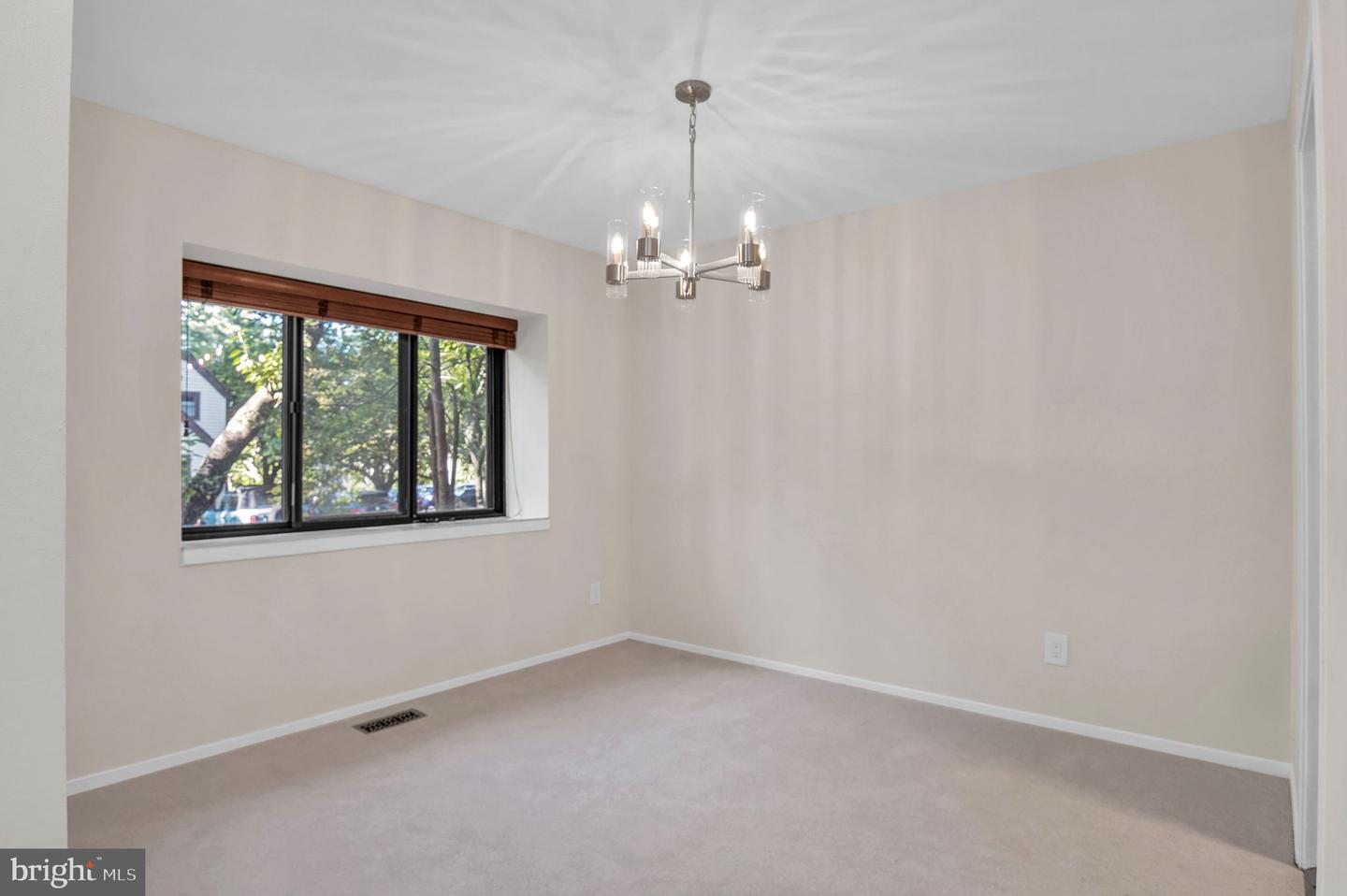 1501 SCANDIA CIR, RESTON, Virginia 20190, 4 Bedrooms Bedrooms, ,3 BathroomsBathrooms,Residential,For sale,1501 SCANDIA CIR,VAFX2265528 MLS # VAFX2265528