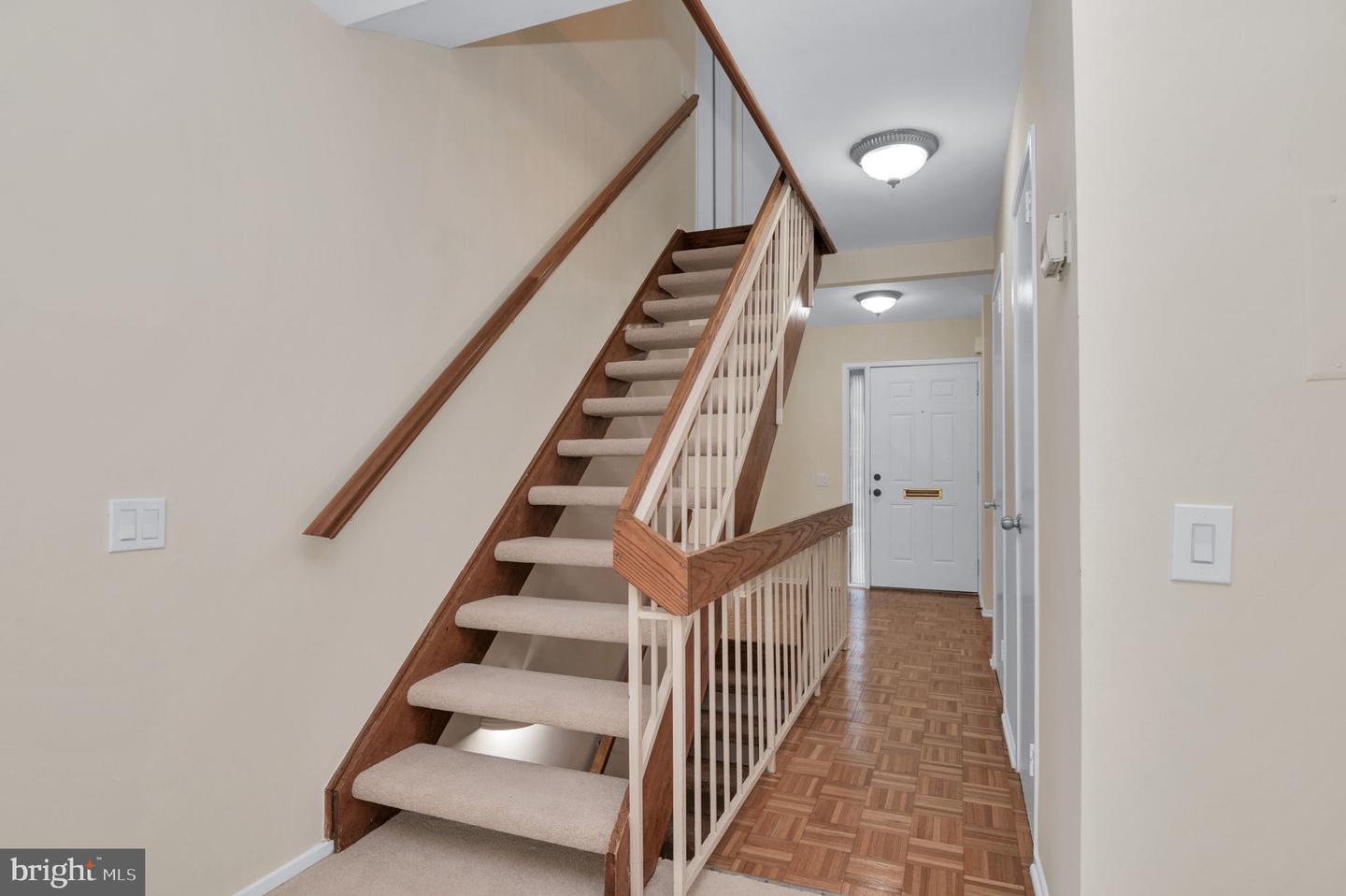 1501 SCANDIA CIR, RESTON, Virginia 20190, 4 Bedrooms Bedrooms, ,3 BathroomsBathrooms,Residential,For sale,1501 SCANDIA CIR,VAFX2265528 MLS # VAFX2265528