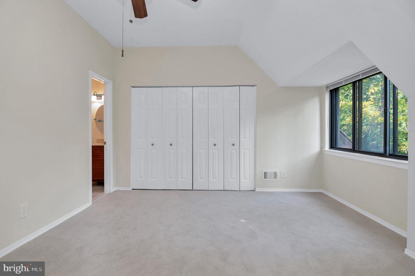 1501 SCANDIA CIR, RESTON, Virginia 20190, 4 Bedrooms Bedrooms, ,3 BathroomsBathrooms,Residential,For sale,1501 SCANDIA CIR,VAFX2265528 MLS # VAFX2265528