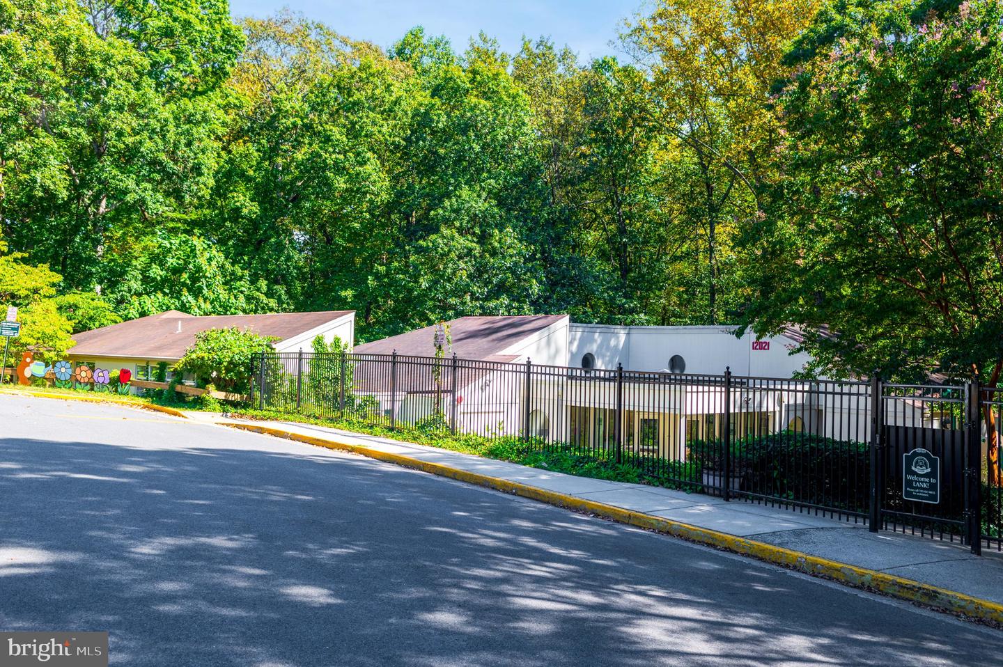 1501 SCANDIA CIR, RESTON, Virginia 20190, 4 Bedrooms Bedrooms, ,3 BathroomsBathrooms,Residential,For sale,1501 SCANDIA CIR,VAFX2265528 MLS # VAFX2265528