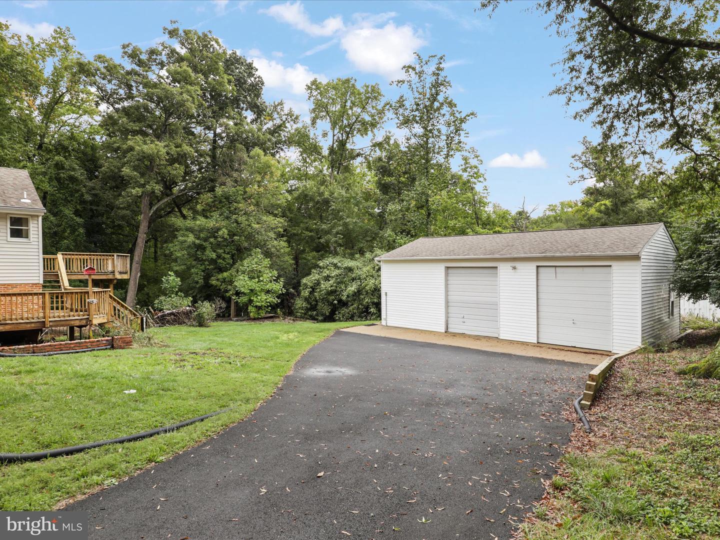 7533 HOLLINDALE, ALEXANDRIA, Virginia 22306, 4 Bedrooms Bedrooms, 7 Rooms Rooms,2 BathroomsBathrooms,Residential,For sale,7533 HOLLINDALE,VAFX2265580 MLS # VAFX2265580