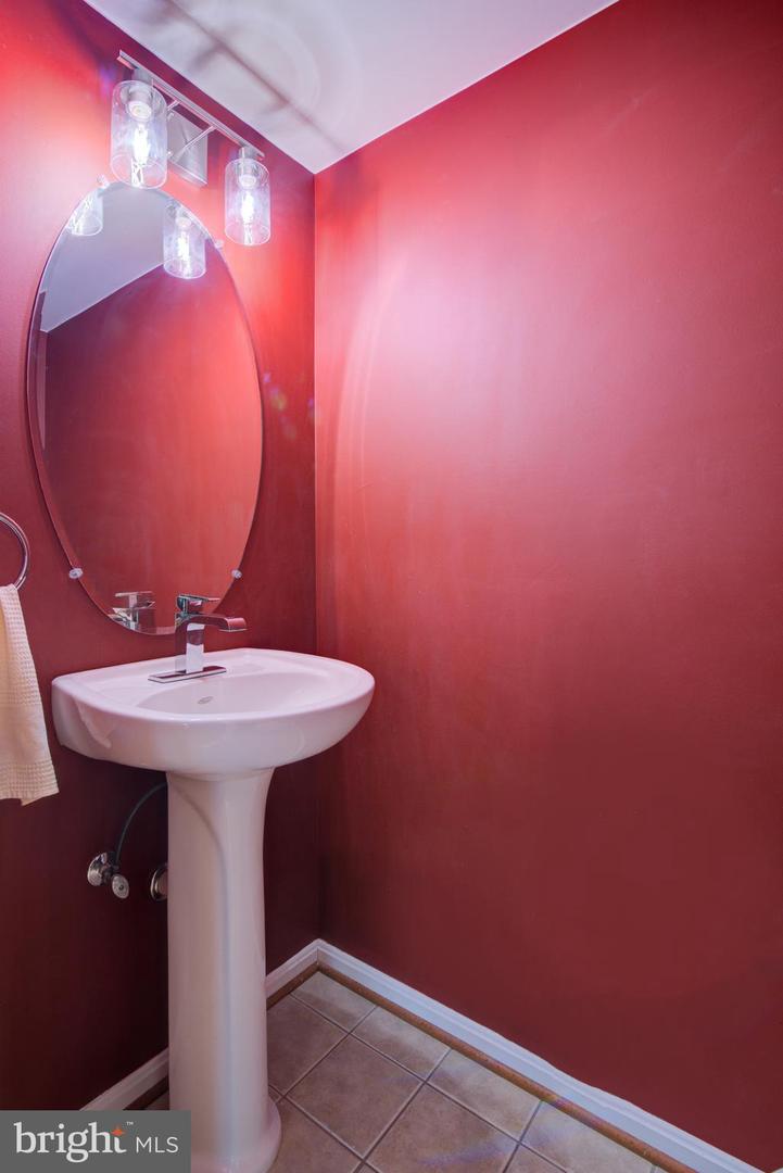 4683 EGGLESTON TER #232, FAIRFAX, Virginia 22030, 3 Bedrooms Bedrooms, ,2 BathroomsBathrooms,Residential,For sale,4683 EGGLESTON TER #232,VAFX2265622 MLS # VAFX2265622