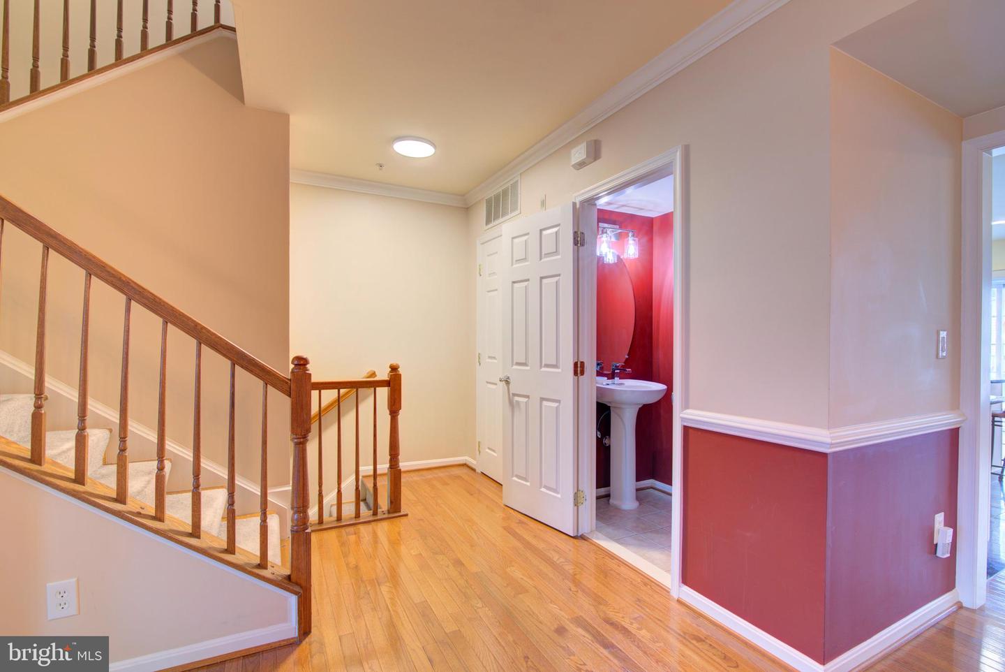 4683 EGGLESTON TER #232, FAIRFAX, Virginia 22030, 3 Bedrooms Bedrooms, ,2 BathroomsBathrooms,Residential,For sale,4683 EGGLESTON TER #232,VAFX2265622 MLS # VAFX2265622