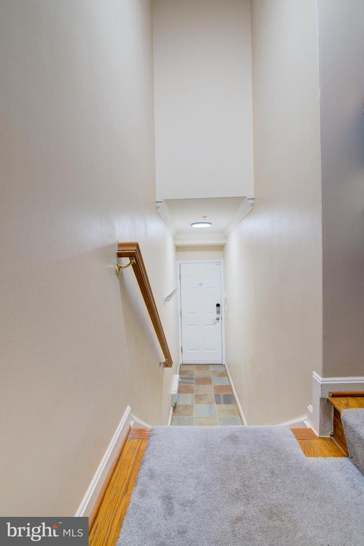 4683 EGGLESTON TER #232, FAIRFAX, Virginia 22030, 3 Bedrooms Bedrooms, ,2 BathroomsBathrooms,Residential,For sale,4683 EGGLESTON TER #232,VAFX2265622 MLS # VAFX2265622