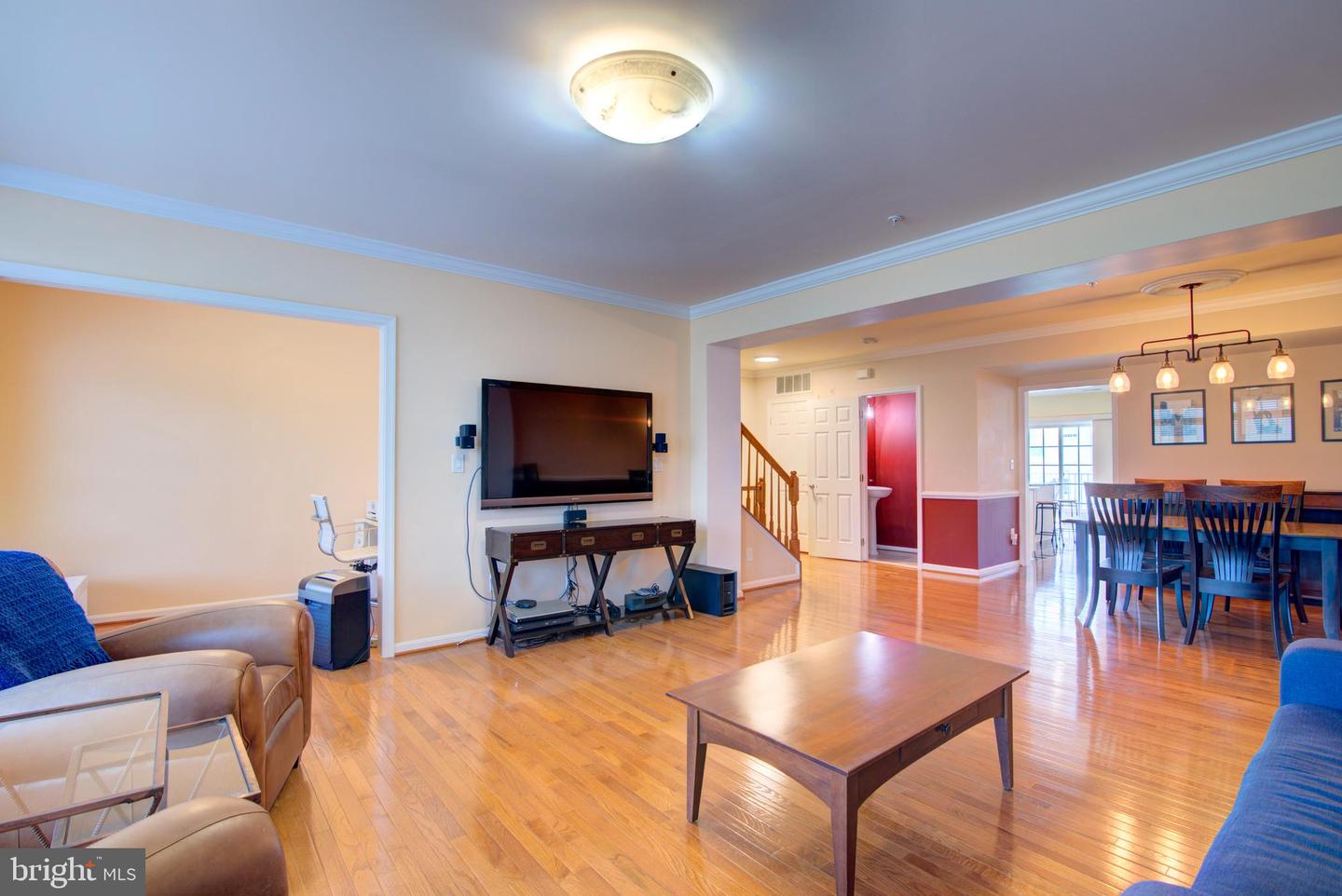 4683 EGGLESTON TER #232, FAIRFAX, Virginia 22030, 3 Bedrooms Bedrooms, ,2 BathroomsBathrooms,Residential,For sale,4683 EGGLESTON TER #232,VAFX2265622 MLS # VAFX2265622