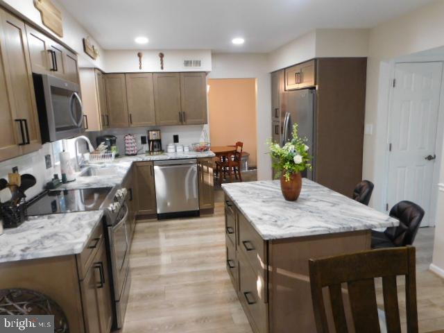 1603 W COMMONWEALTH DR, FRONT ROYAL, Virginia 22630, 3 Bedrooms Bedrooms, ,2 BathroomsBathrooms,Residential,For sale,1603 W COMMONWEALTH DR,VAWR2012228 MLS # VAWR2012228