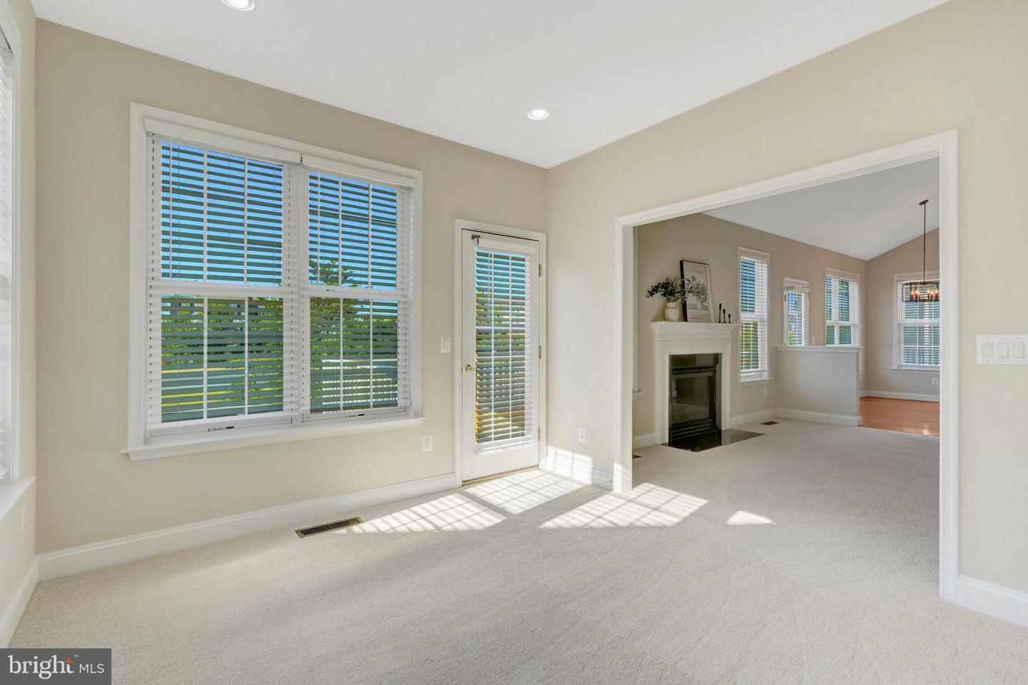 6900 TRED AVON PL, GAINESVILLE, Virginia 20155, 3 Bedrooms Bedrooms, ,4 BathroomsBathrooms,Residential,For sale,6900 TRED AVON PL,VAPW2103588 MLS # VAPW2103588
