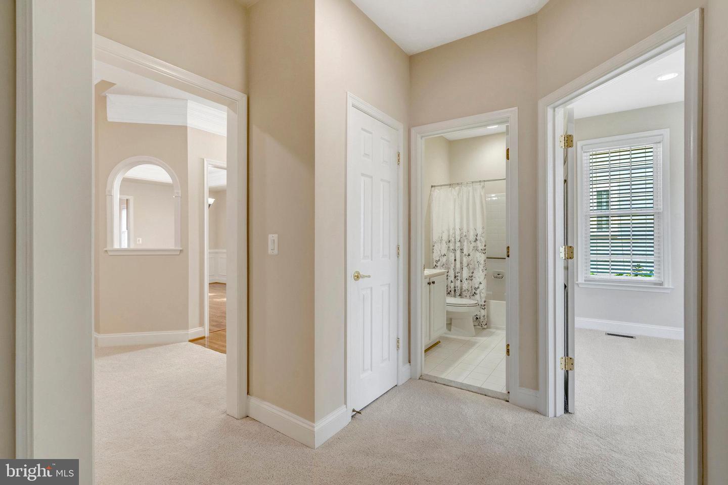 6900 TRED AVON PL, GAINESVILLE, Virginia 20155, 3 Bedrooms Bedrooms, ,4 BathroomsBathrooms,Residential,For sale,6900 TRED AVON PL,VAPW2103588 MLS # VAPW2103588