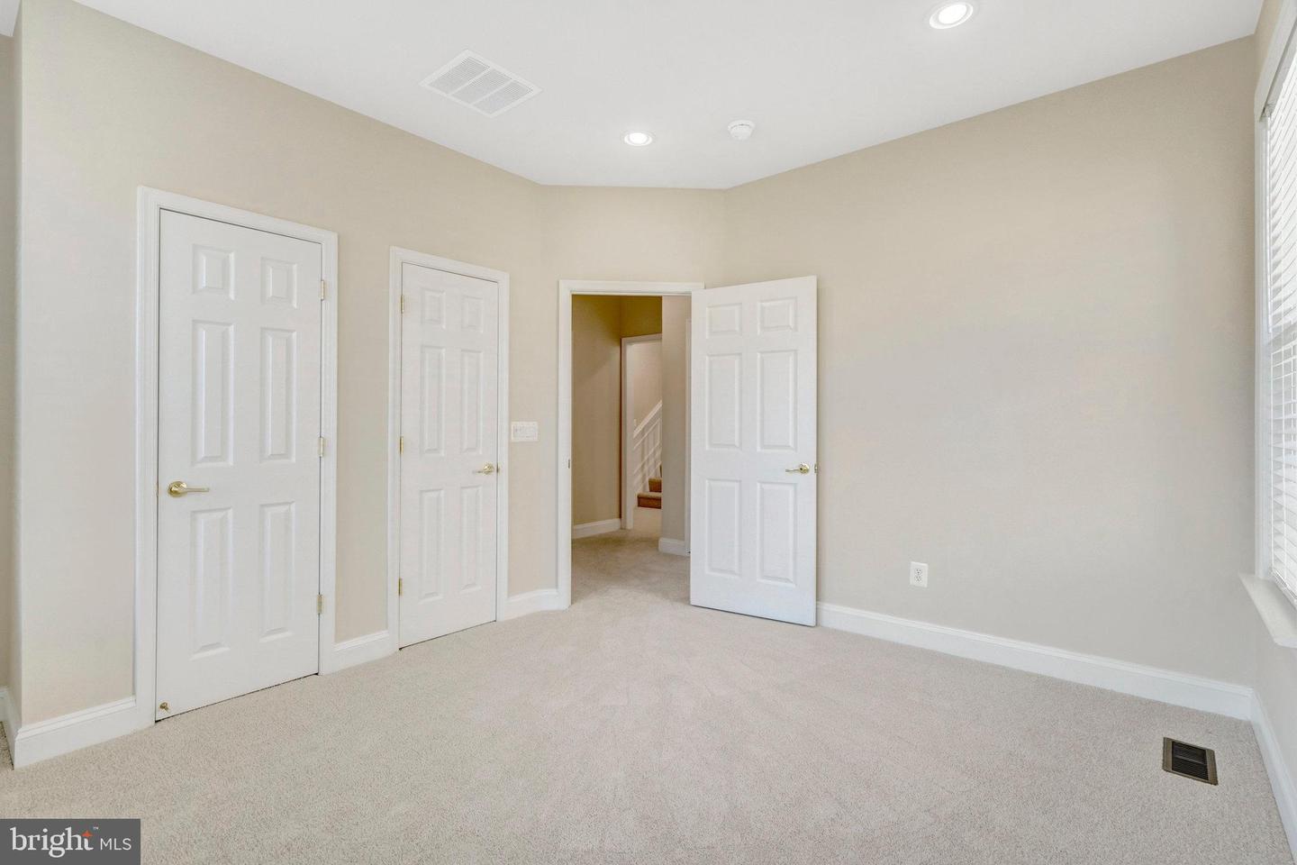 6900 TRED AVON PL, GAINESVILLE, Virginia 20155, 3 Bedrooms Bedrooms, ,4 BathroomsBathrooms,Residential,For sale,6900 TRED AVON PL,VAPW2103588 MLS # VAPW2103588
