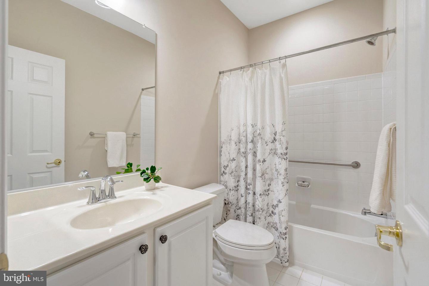 6900 TRED AVON PL, GAINESVILLE, Virginia 20155, 3 Bedrooms Bedrooms, ,4 BathroomsBathrooms,Residential,For sale,6900 TRED AVON PL,VAPW2103588 MLS # VAPW2103588