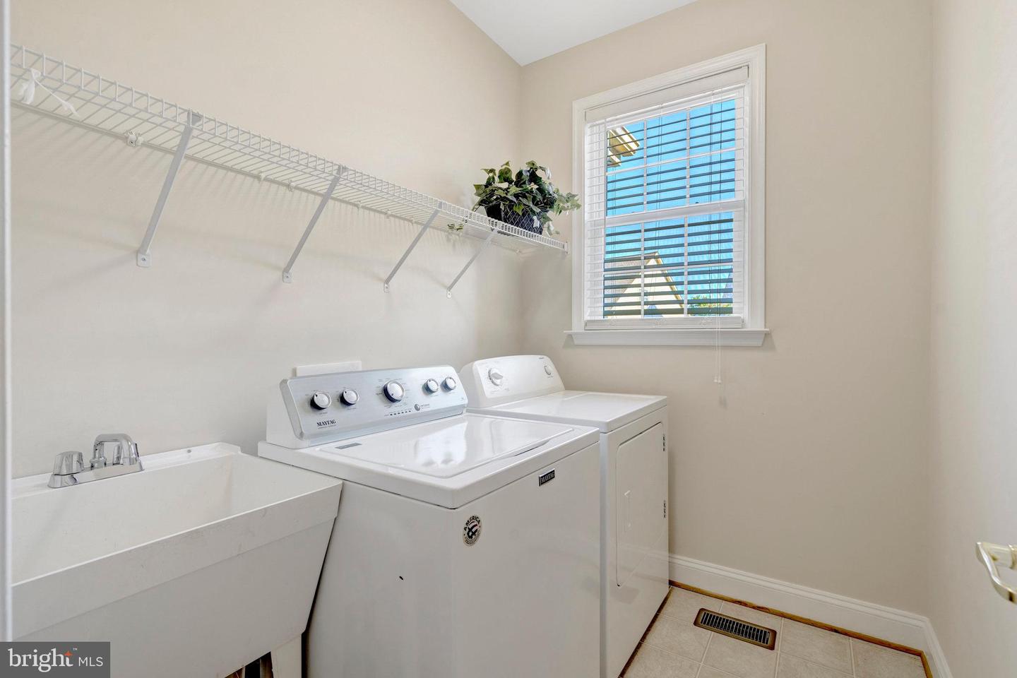 6900 TRED AVON PL, GAINESVILLE, Virginia 20155, 3 Bedrooms Bedrooms, ,4 BathroomsBathrooms,Residential,For sale,6900 TRED AVON PL,VAPW2103588 MLS # VAPW2103588
