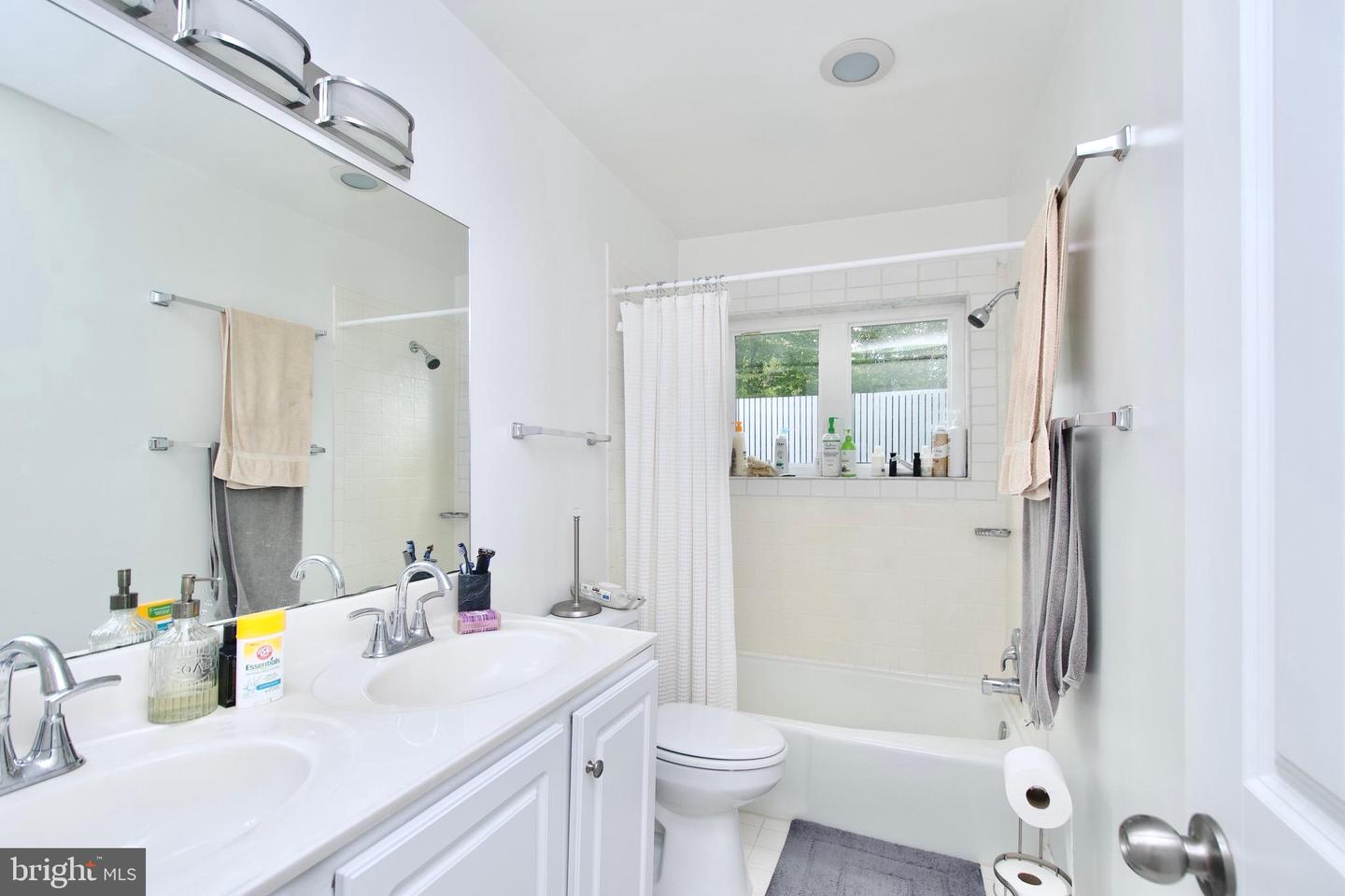 8312 UPPER SPRING LN, ANNANDALE, Virginia 22003, 6 Bedrooms Bedrooms, ,4 BathroomsBathrooms,Residential,For sale,8312 UPPER SPRING LN,VAFX2265762 MLS # VAFX2265762 8312 UPPER SPRING LN, ANNANDALE, Virginia 22003, 6 Bedrooms Bedrooms, ,4 BathroomsBathrooms,Residential,For sale,8312 UPPER SPRING LN,VAFX2265762 MLS # VAFX2265762