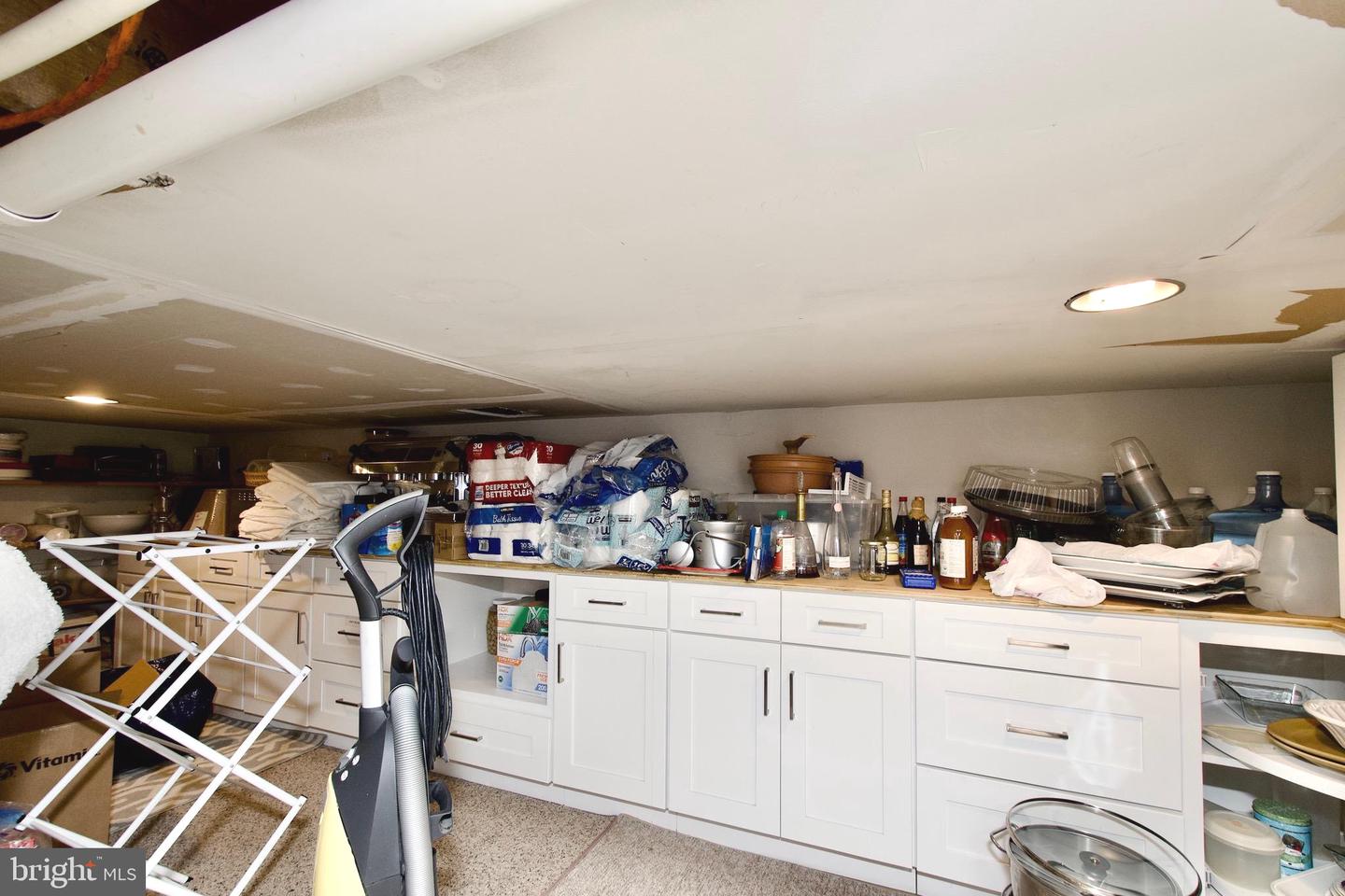 8312 UPPER SPRING LN, ANNANDALE, Virginia 22003, 6 Bedrooms Bedrooms, ,4 BathroomsBathrooms,Residential,For sale,8312 UPPER SPRING LN,VAFX2265762 MLS # VAFX2265762 8312 UPPER SPRING LN, ANNANDALE, Virginia 22003, 6 Bedrooms Bedrooms, ,4 BathroomsBathrooms,Residential,For sale,8312 UPPER SPRING LN,VAFX2265762 MLS # VAFX2265762