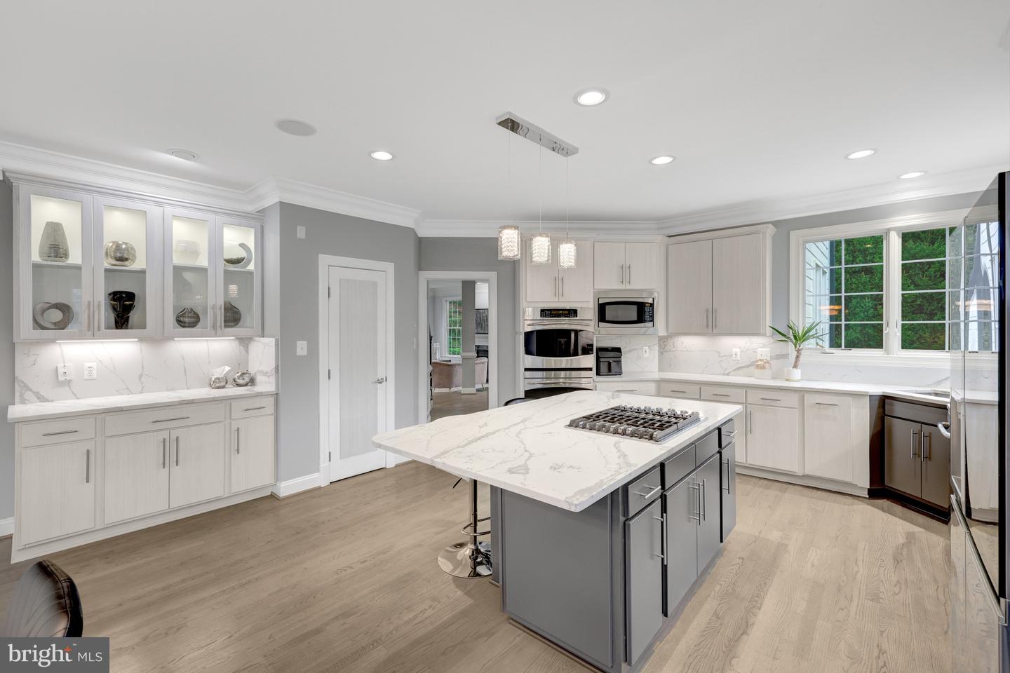 401 WALKER RD, GREAT FALLS, Virginia 22066, 4 Bedrooms Bedrooms, ,4 BathroomsBathrooms,Residential,For sale,401 WALKER RD,VAFX2265772 MLS # VAFX2265772