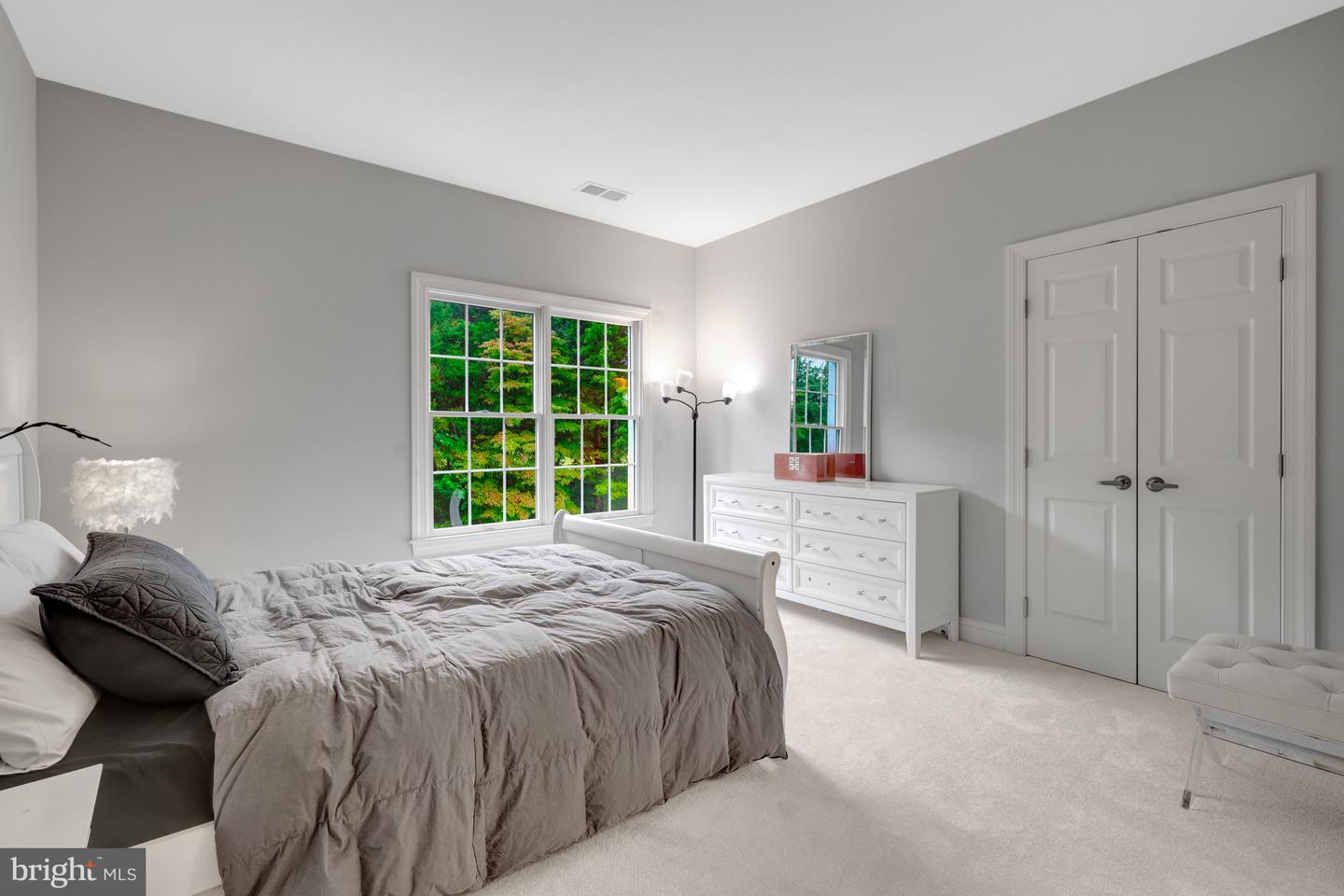 401 WALKER RD, GREAT FALLS, Virginia 22066, 4 Bedrooms Bedrooms, ,4 BathroomsBathrooms,Residential,For sale,401 WALKER RD,VAFX2265772 MLS # VAFX2265772