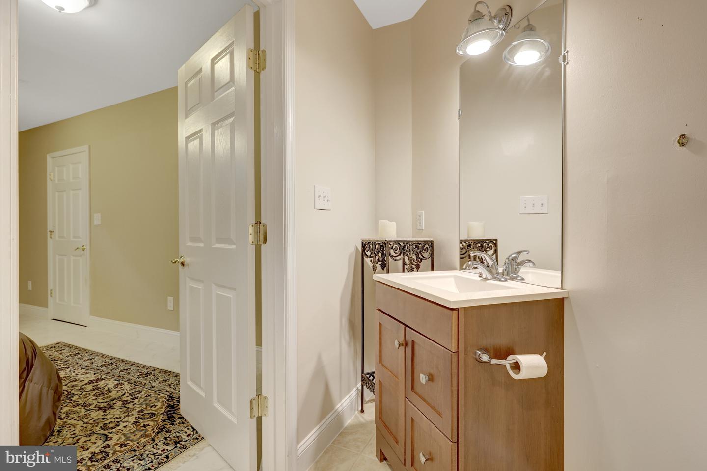 401 WALKER RD, GREAT FALLS, Virginia 22066, 4 Bedrooms Bedrooms, ,4 BathroomsBathrooms,Residential,For sale,401 WALKER RD,VAFX2265772 MLS # VAFX2265772