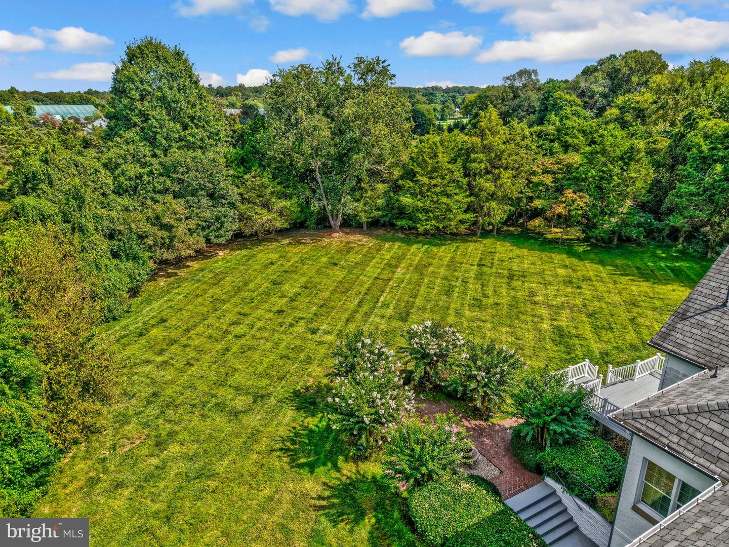 401 WALKER RD, GREAT FALLS, Virginia 22066, 4 Bedrooms Bedrooms, ,4 BathroomsBathrooms,Residential,For sale,401 WALKER RD,VAFX2265772 MLS # VAFX2265772