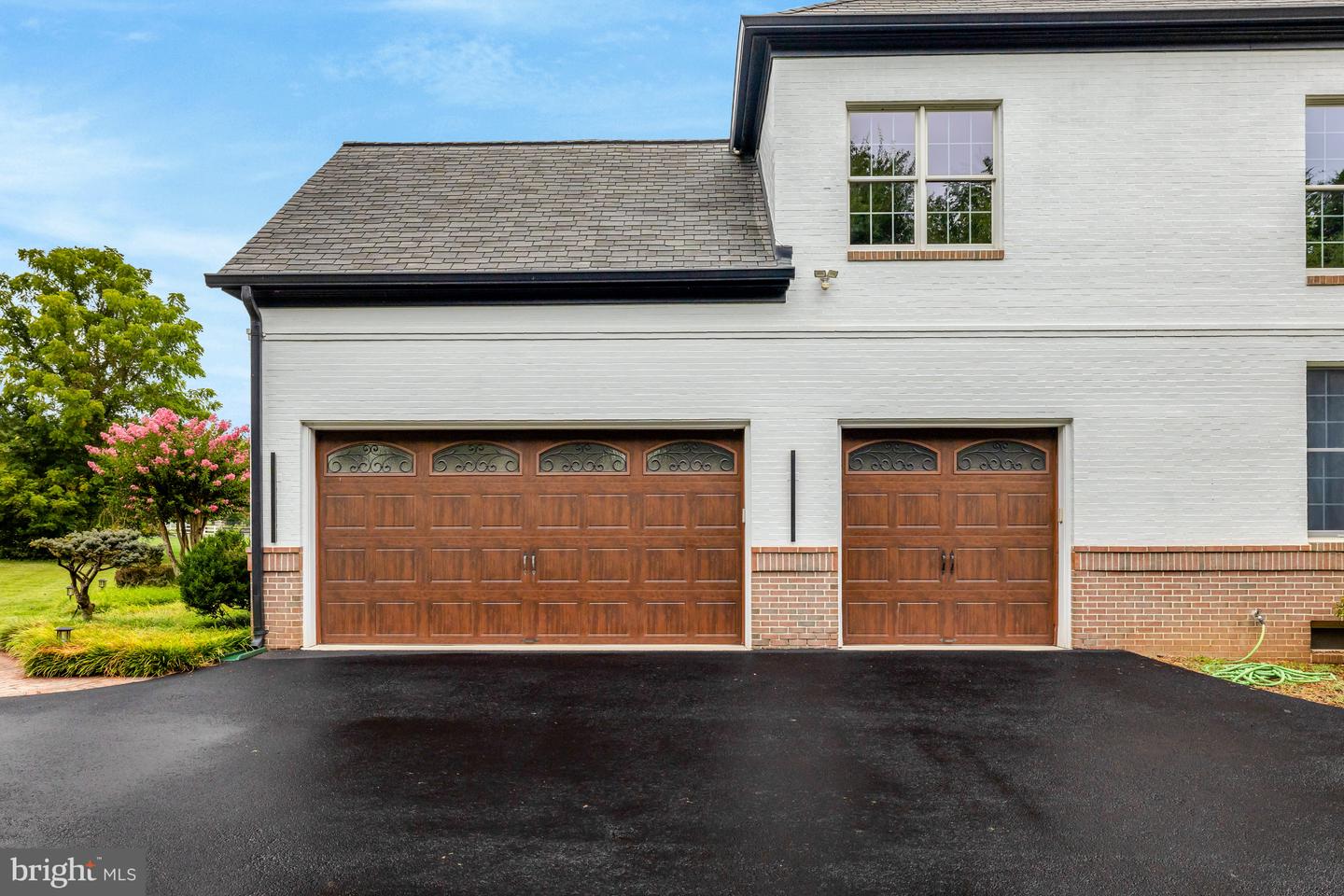 401 WALKER RD, GREAT FALLS, Virginia 22066, 4 Bedrooms Bedrooms, ,4 BathroomsBathrooms,Residential,For sale,401 WALKER RD,VAFX2265772 MLS # VAFX2265772