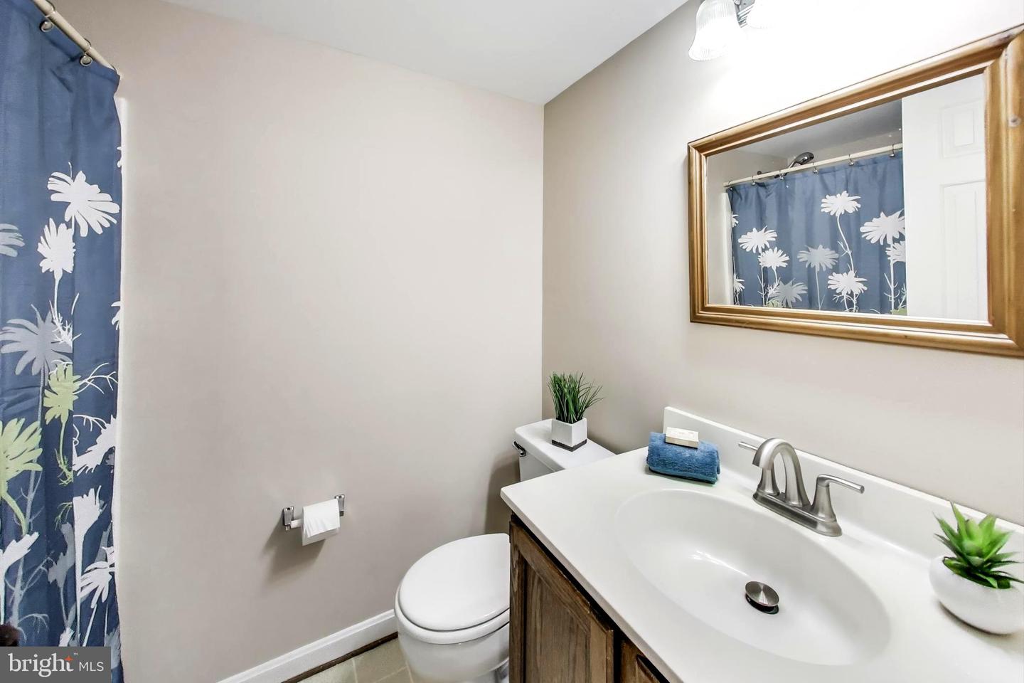 9099 BLUE JUG LNDG, BURKE, Virginia 22015, 3 Bedrooms Bedrooms, ,3 BathroomsBathrooms,Residential,For sale,9099 BLUE JUG LNDG,VAFX2265784 MLS # VAFX2265784