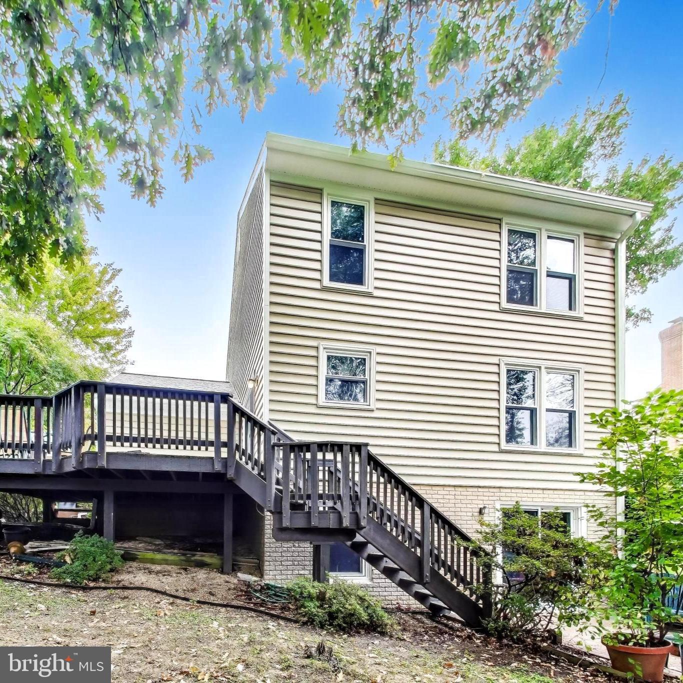9099 BLUE JUG LNDG, BURKE, Virginia 22015, 3 Bedrooms Bedrooms, ,3 BathroomsBathrooms,Residential,For sale,9099 BLUE JUG LNDG,VAFX2265784 MLS # VAFX2265784