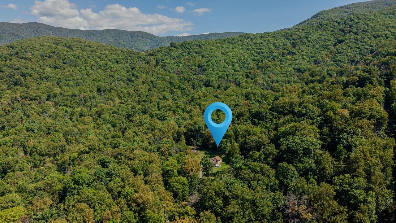 279 HELMS RD, STANLEY, Virginia 22851, 5 Bedrooms Bedrooms, ,2 BathroomsBathrooms,Residential,279 HELMS RD,669040 MLS # 669040 279 HELMS RD, STANLEY, Virginia 22851, 5 Bedrooms Bedrooms, ,2 BathroomsBathrooms,Residential,279 HELMS RD,669040 MLS # 669040