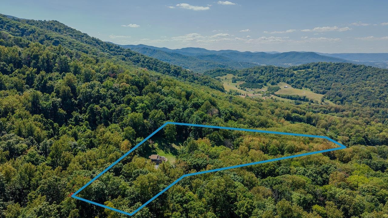 279 HELMS RD, STANLEY, Virginia 22851, 5 Bedrooms Bedrooms, ,2 BathroomsBathrooms,Residential,279 HELMS RD,669040 MLS # 669040 279 HELMS RD, STANLEY, Virginia 22851, 5 Bedrooms Bedrooms, ,2 BathroomsBathrooms,Residential,279 HELMS RD,669040 MLS # 669040