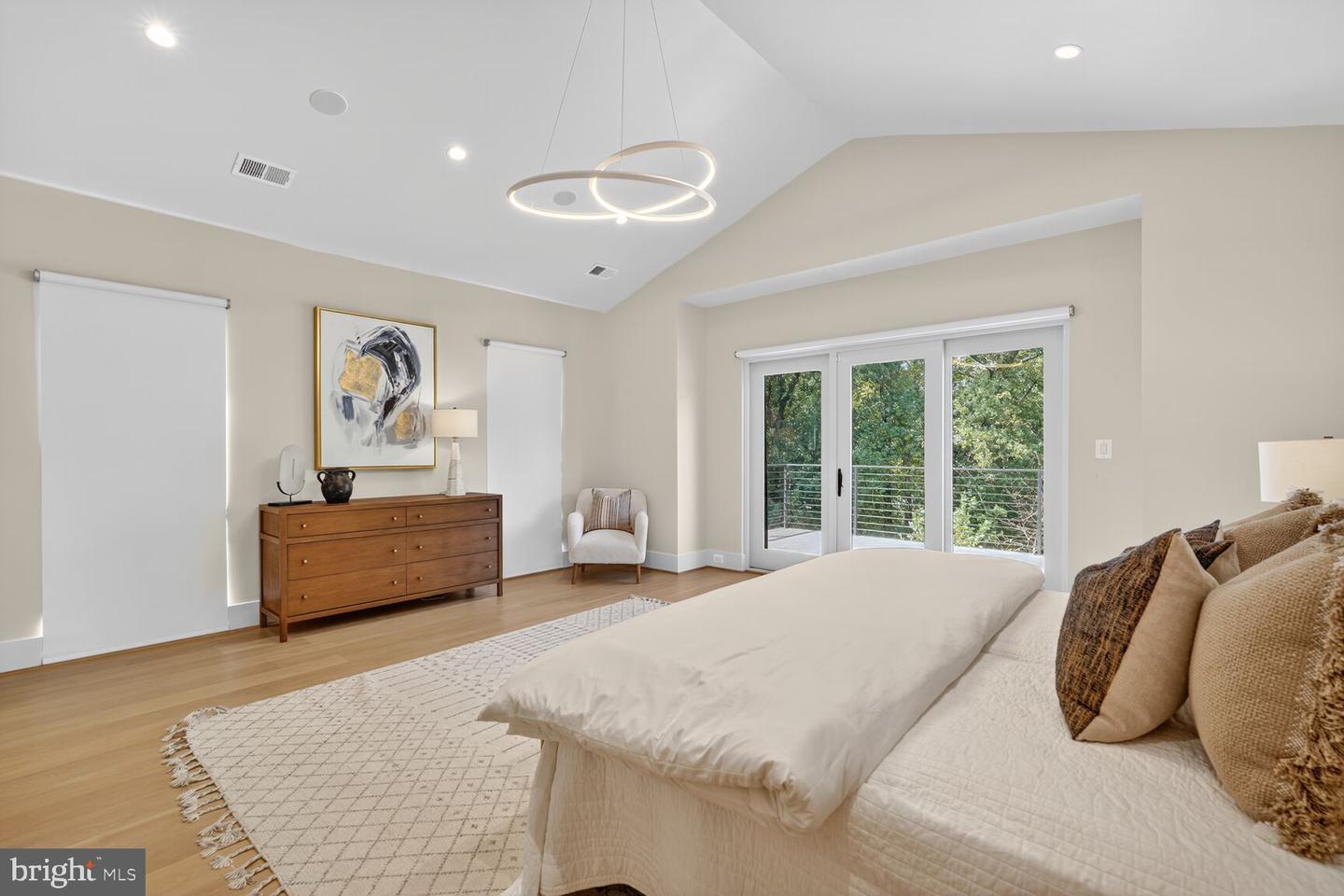 6832 MELROSE DR, MCLEAN, Virginia 22101, 5 Bedrooms Bedrooms, ,5 BathroomsBathrooms,Residential,For sale,6832 MELROSE DR,VAFX2265946 MLS # VAFX2265946